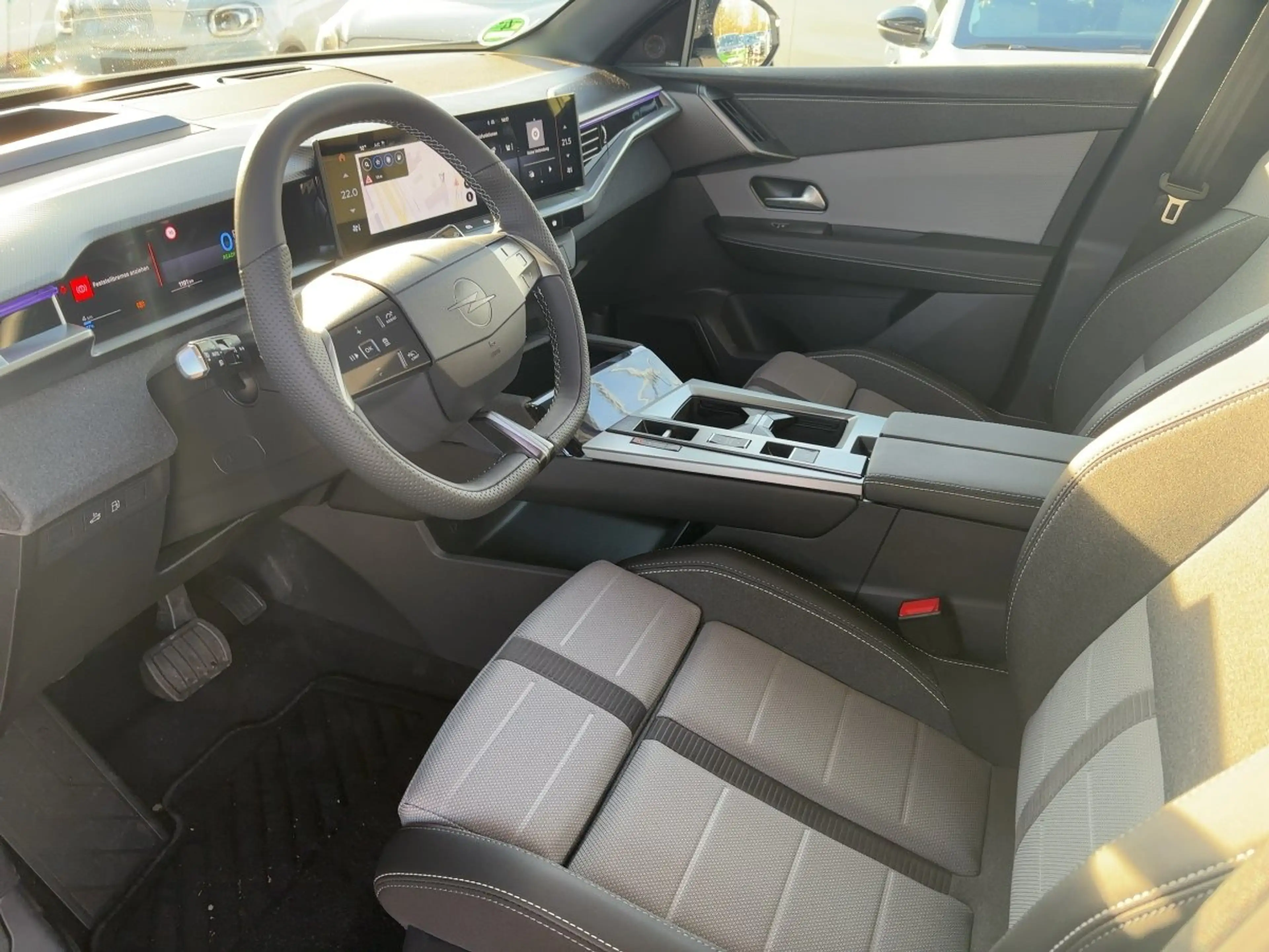 Opel Grandland 1.6 Turbo GS Navi Kamera Glasdach — photo 7