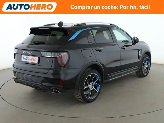 Lynk & Co 01 view 6