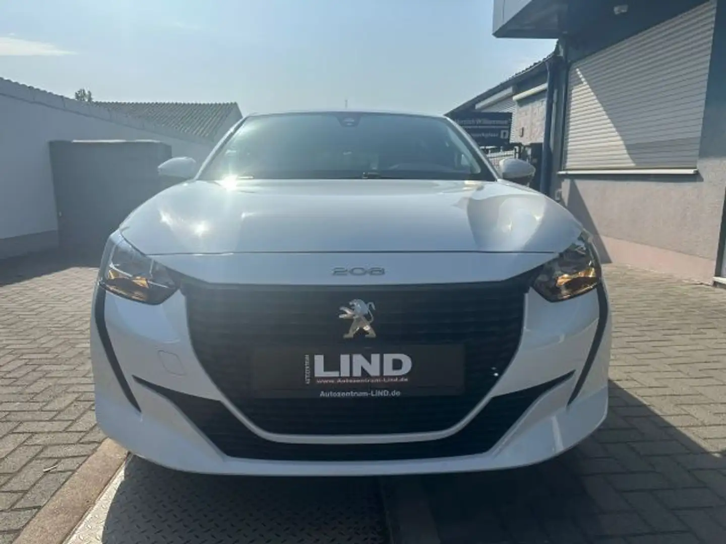 Peugeot 208 BlueHDi 100 Active Weiß - 2