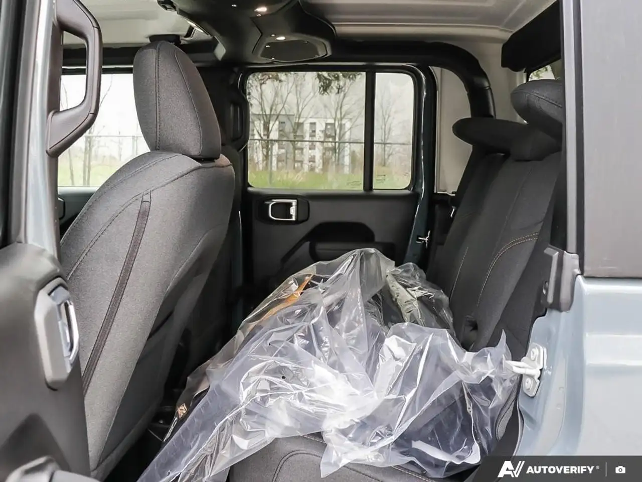 Jeep Gladiator photo Jeep Gladiator