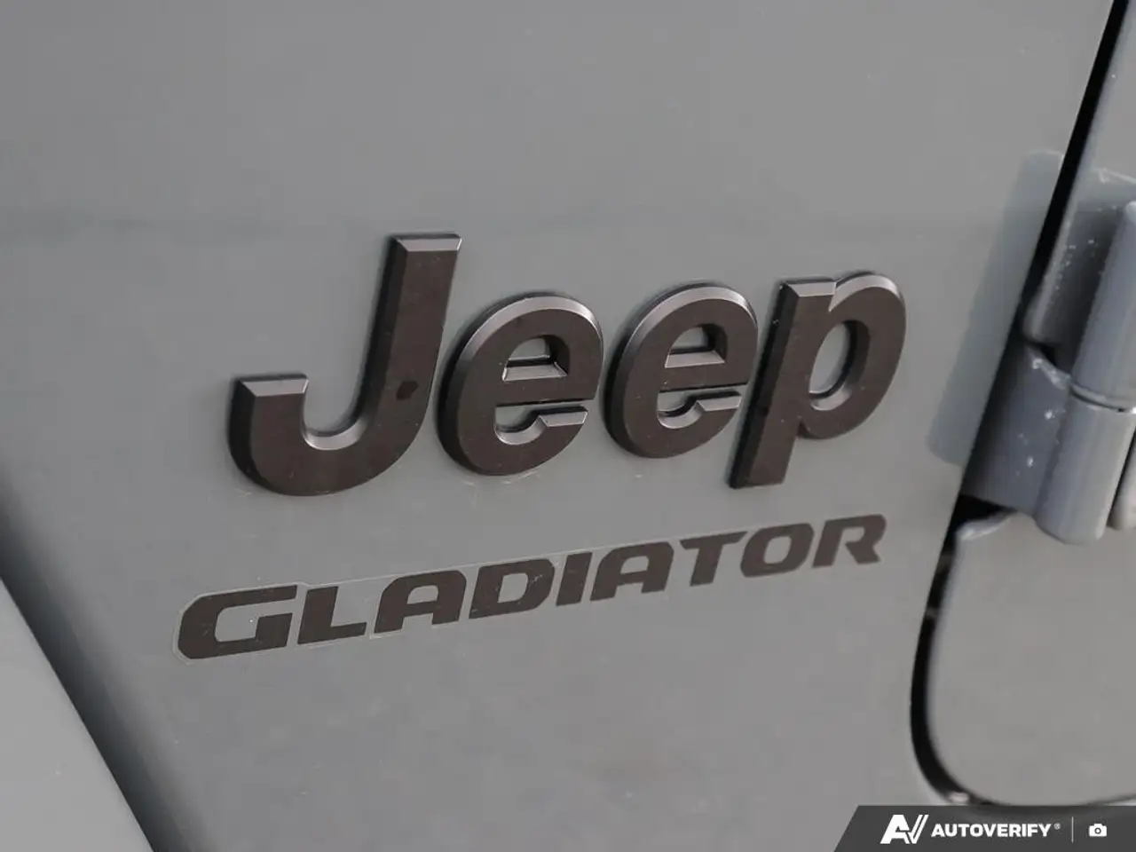 Jeep Gladiator photo Jeep Gladiator