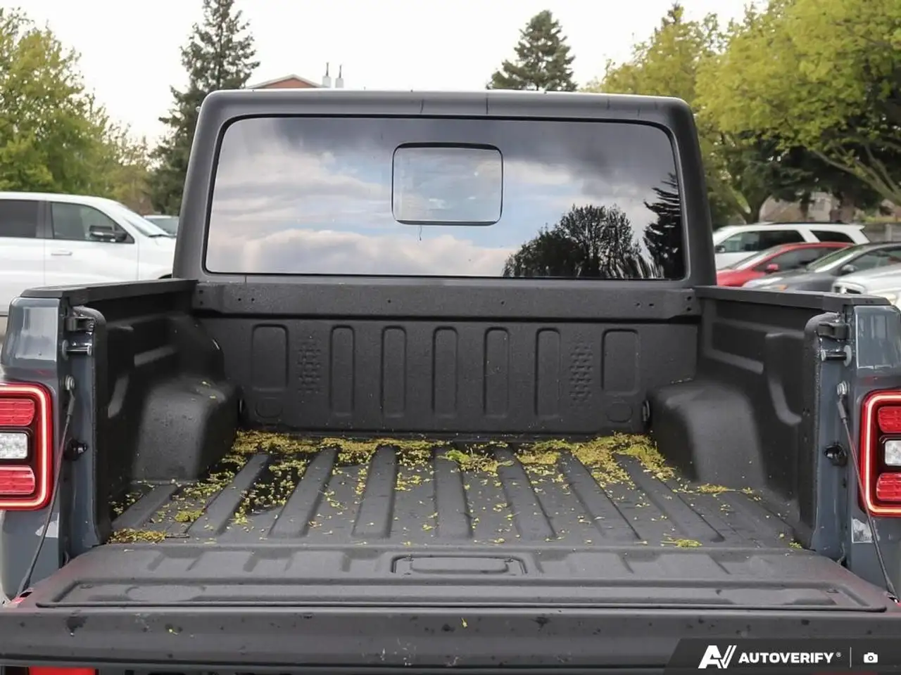 Jeep Gladiator photo Jeep Gladiator