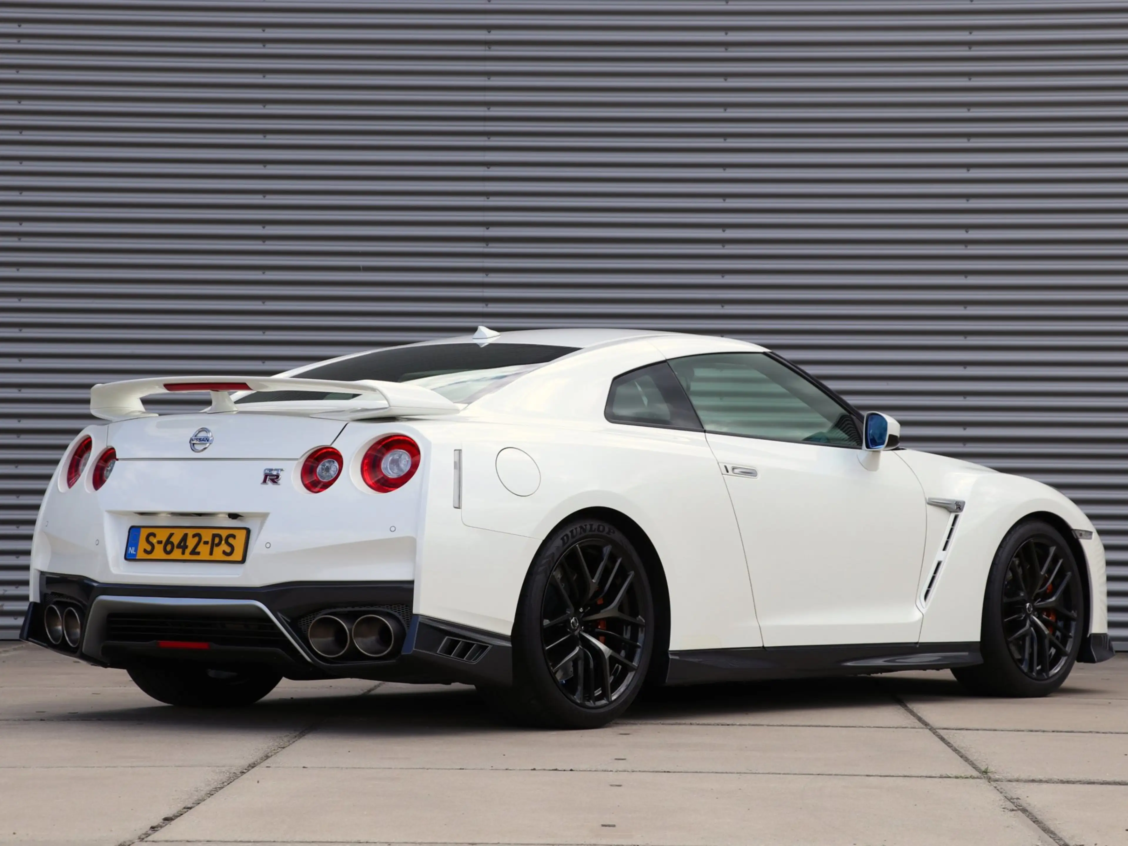 Nissan GT-R 3.8 V6 Prestige B.R.M. Edition 1/25 — photo 2