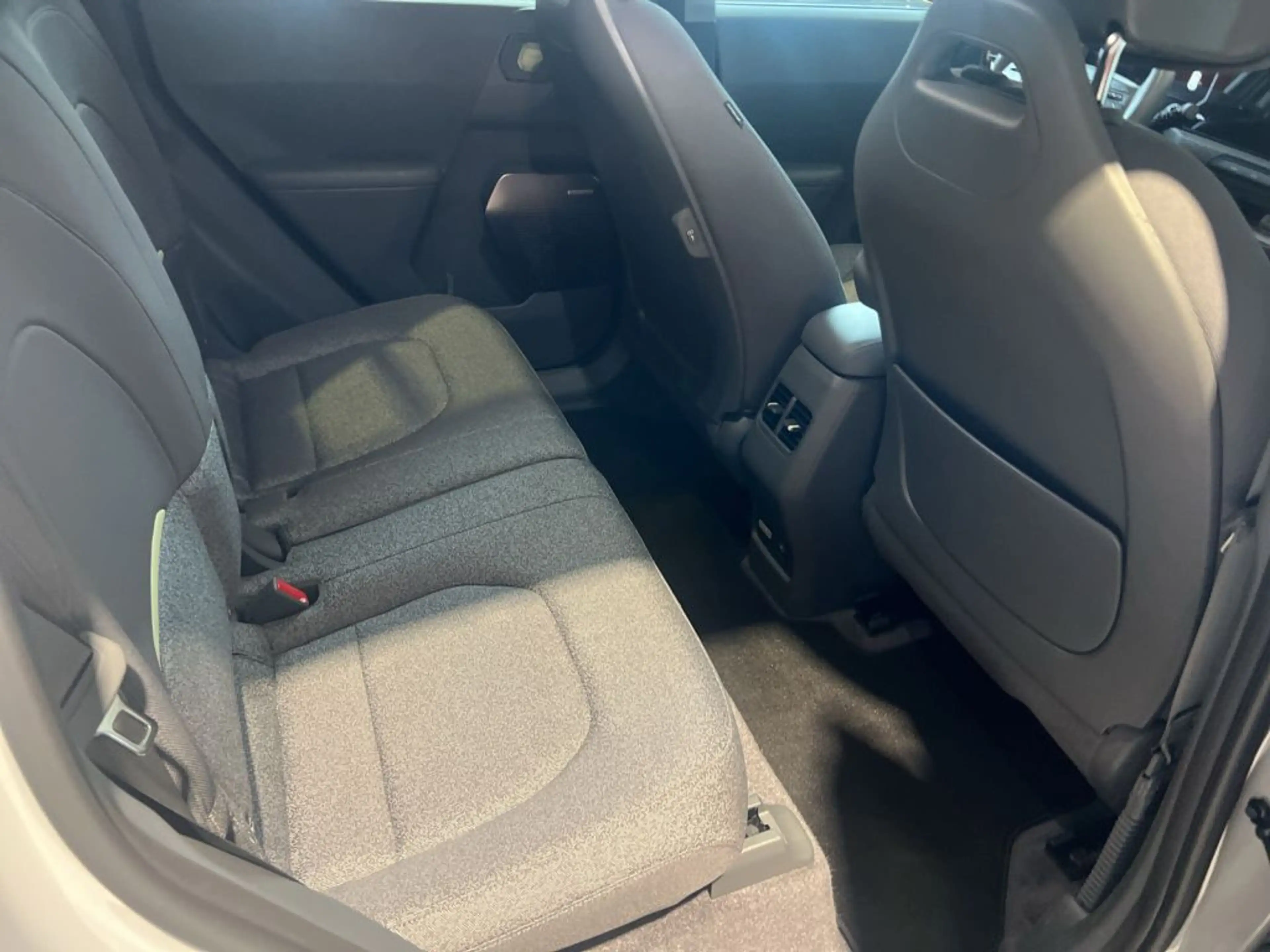 Kia EV2 42,2-kWh Earth — photo 11