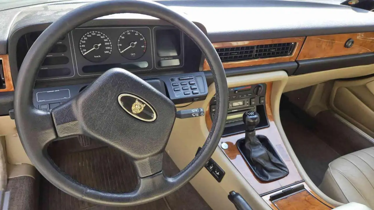 Jaguar XJ6 3.6, foto 9