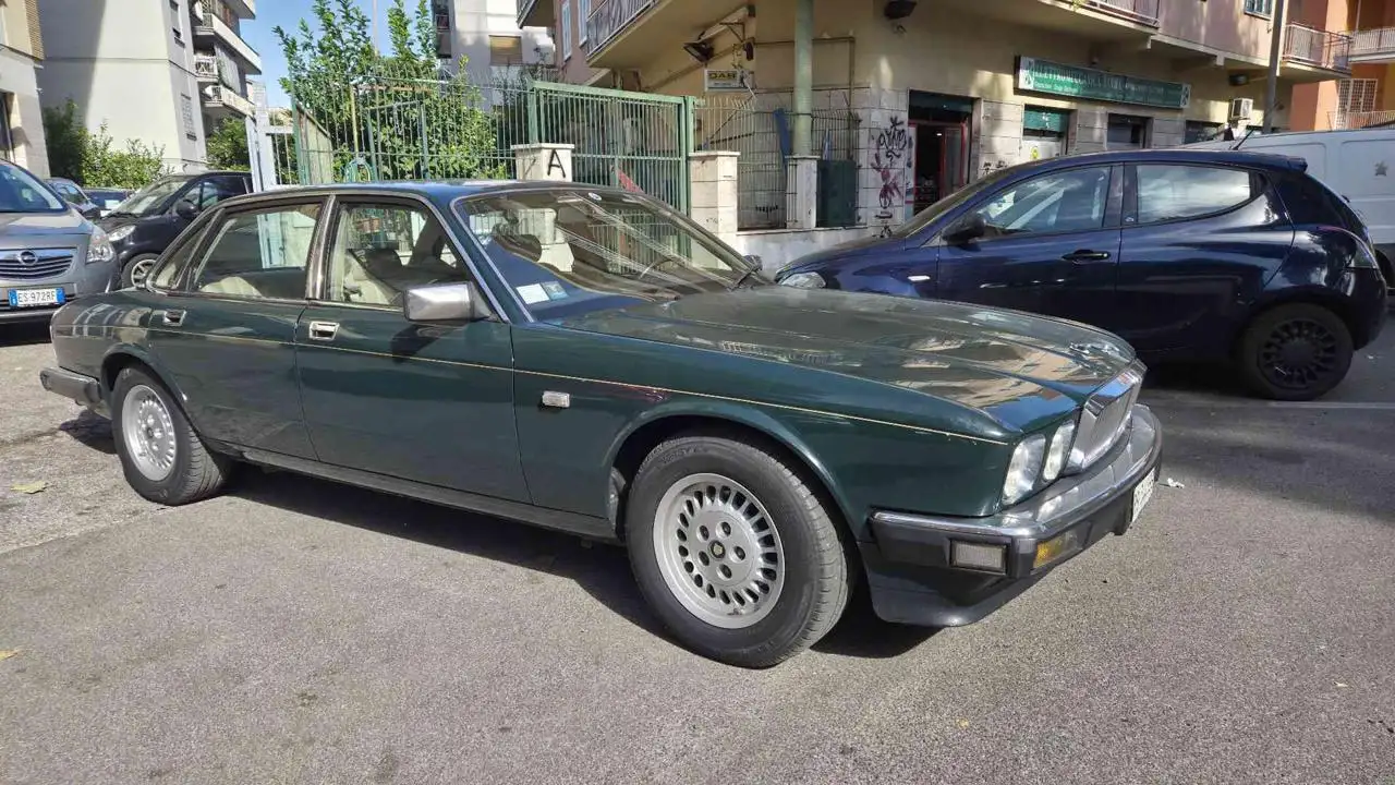 Jaguar XJ6 3.6, foto 3