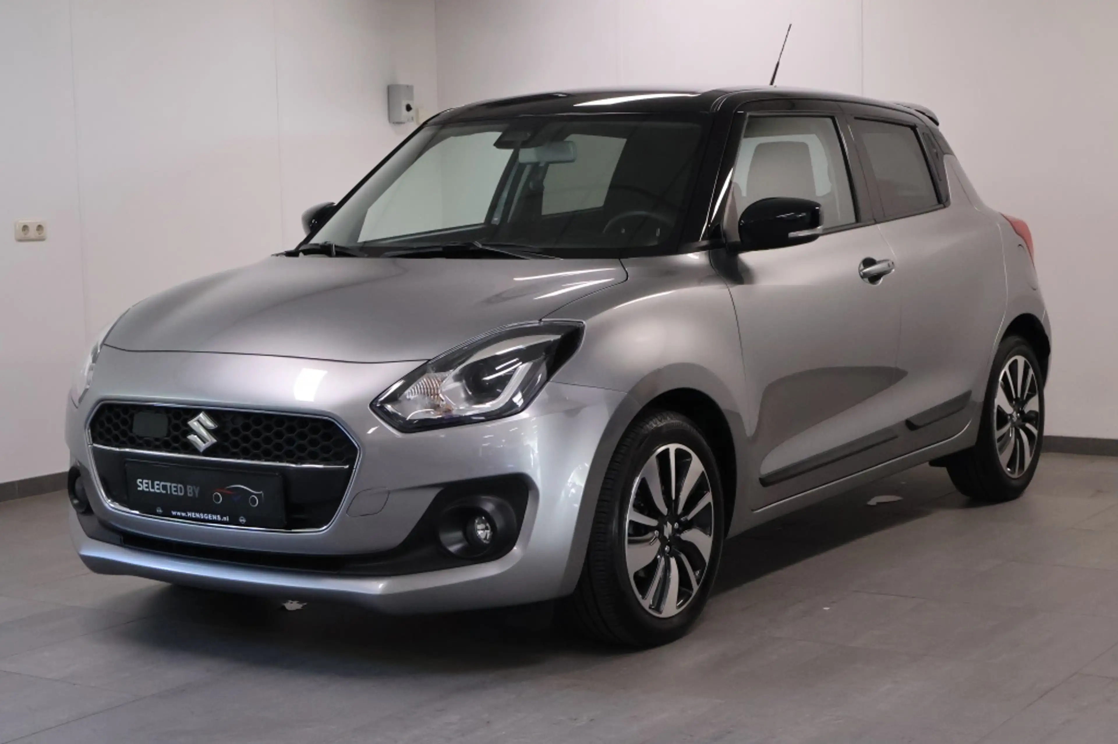 Suzuki Swift 1.0 Stijl Smart Hybrid