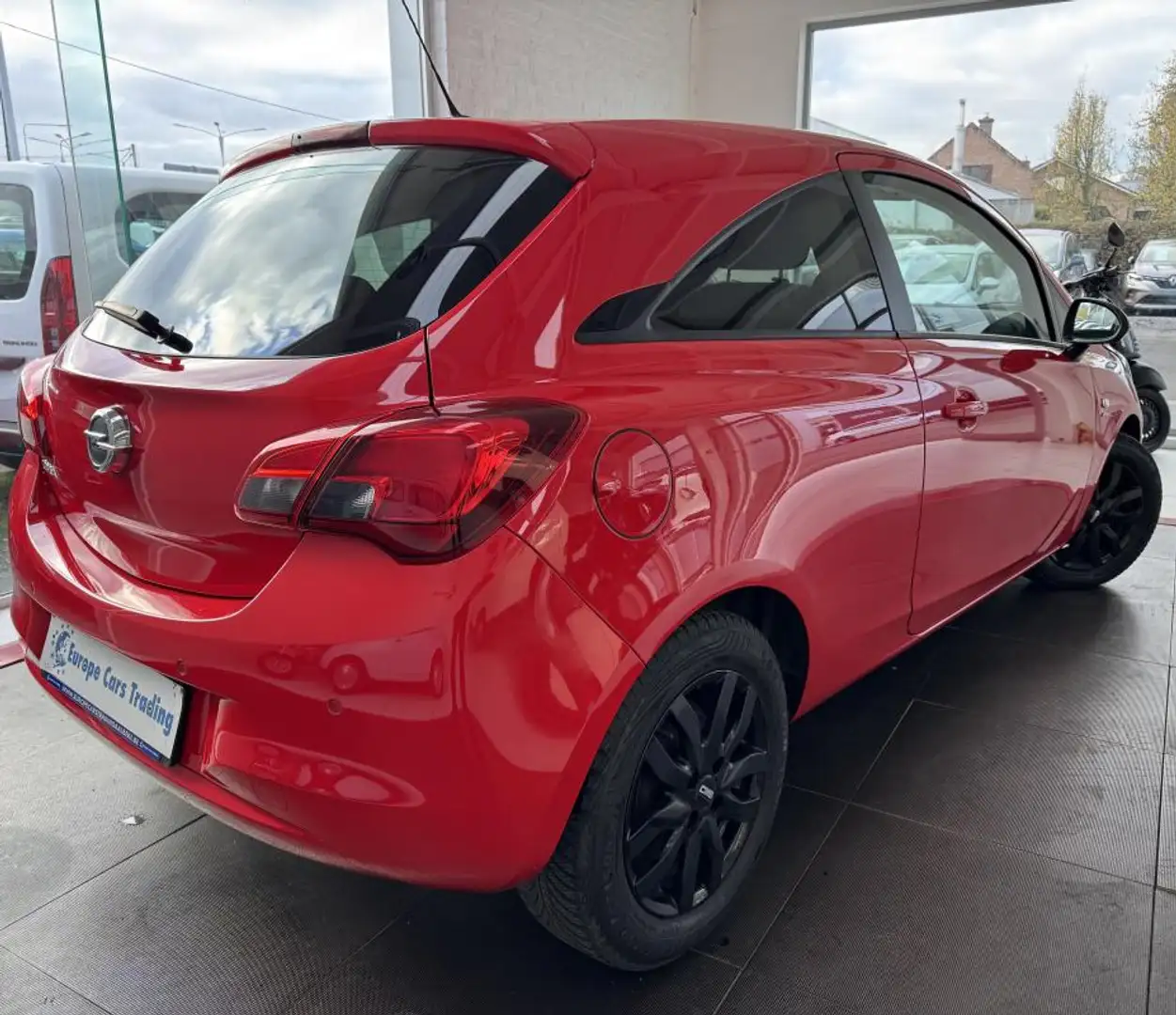 Opel Corsa E ACTIVE 1.4i 90CH BOITE AUTO CARPLAY GAR 12M Rood - 2