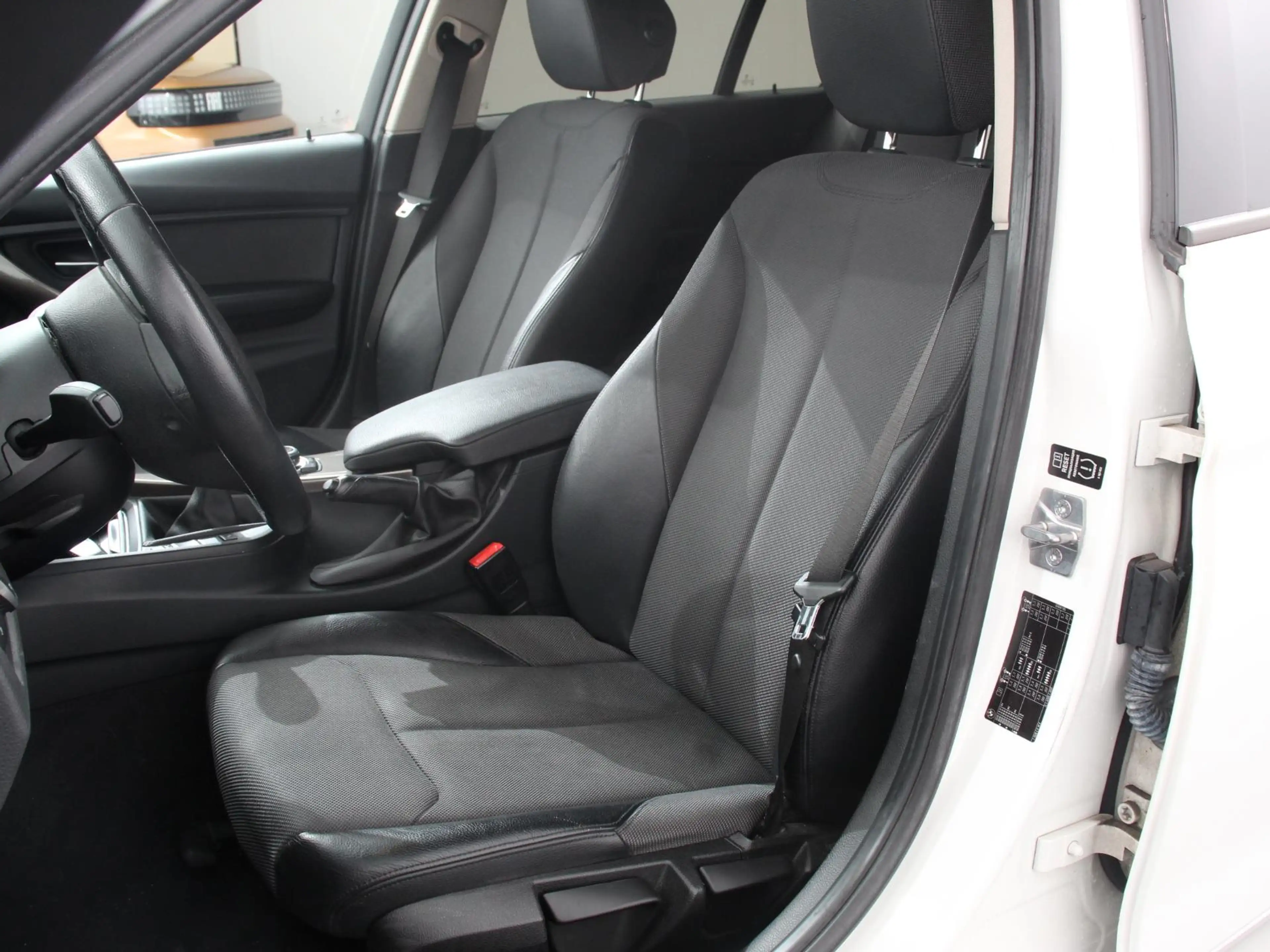 BMW 316 3-serie Touring 316i M Sport Edition High Executiv — photo 14