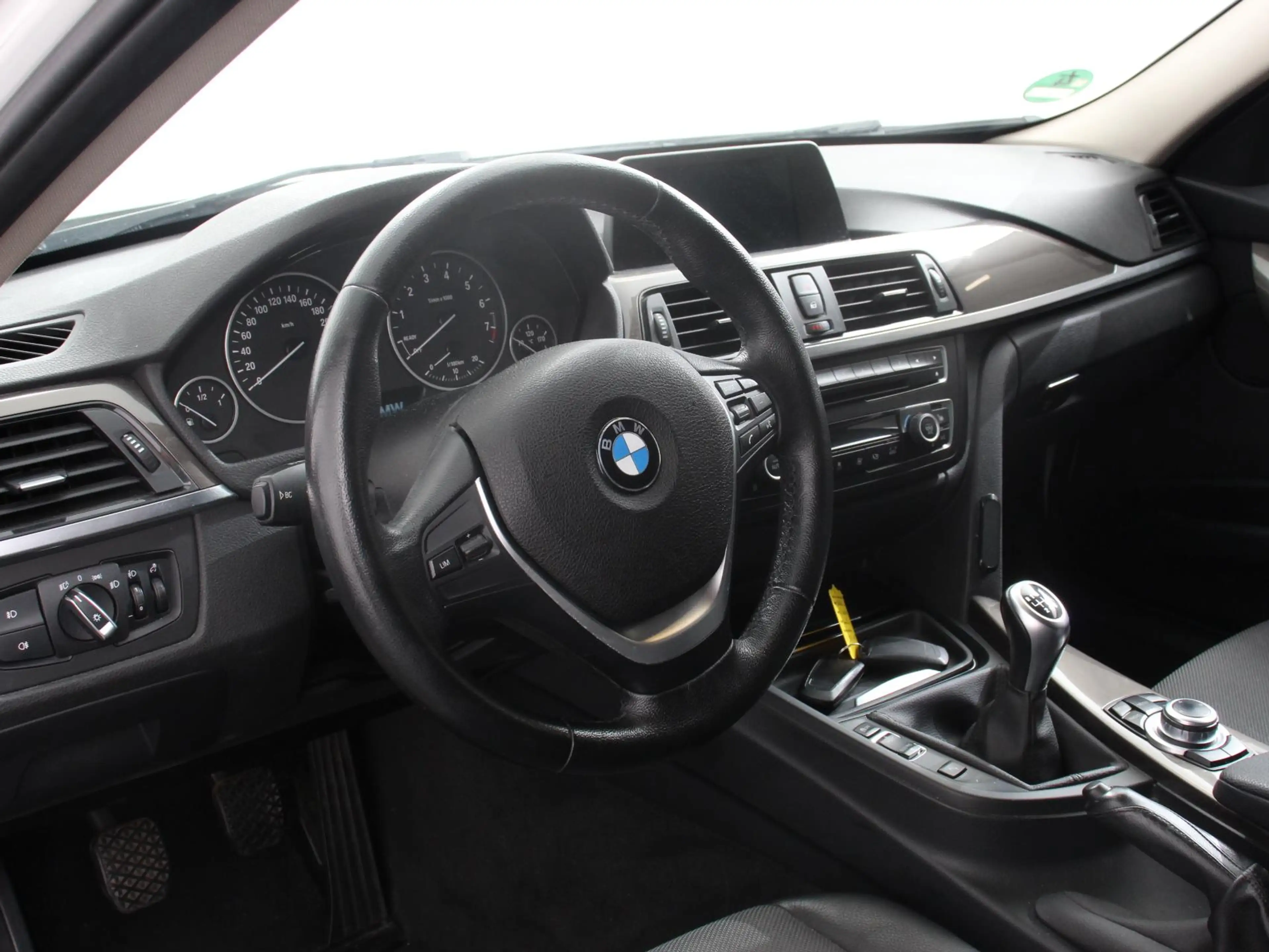 BMW 316 3-serie Touring 316i M Sport Edition High Executiv — photo 2