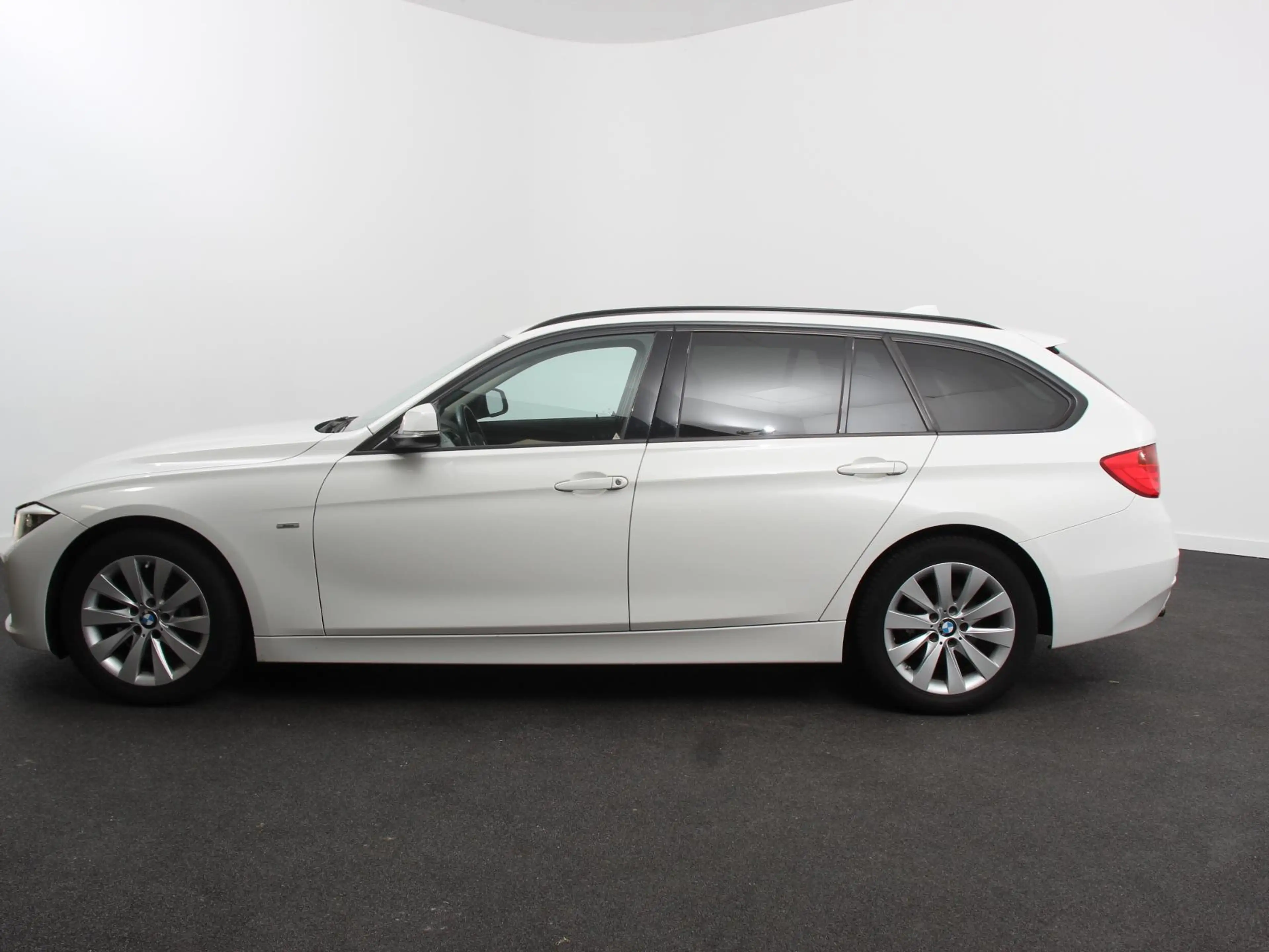 BMW 316 3-serie Touring 316i M Sport Edition High Executiv — photo 7