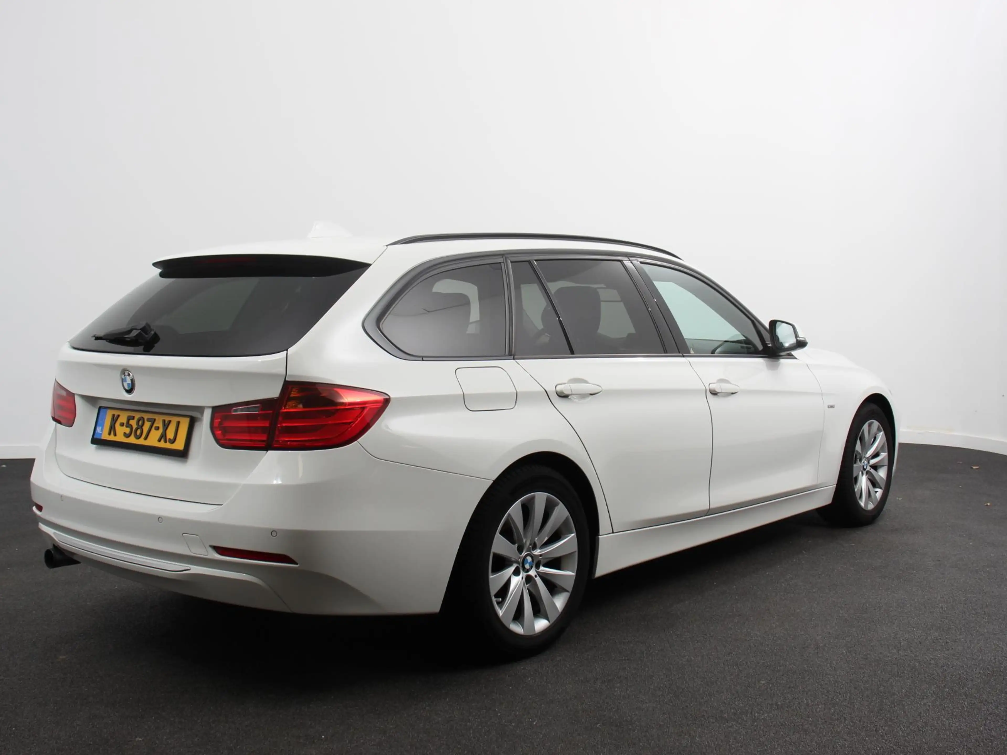 BMW 316 3-serie Touring 316i M Sport Edition High Executiv — photo 4