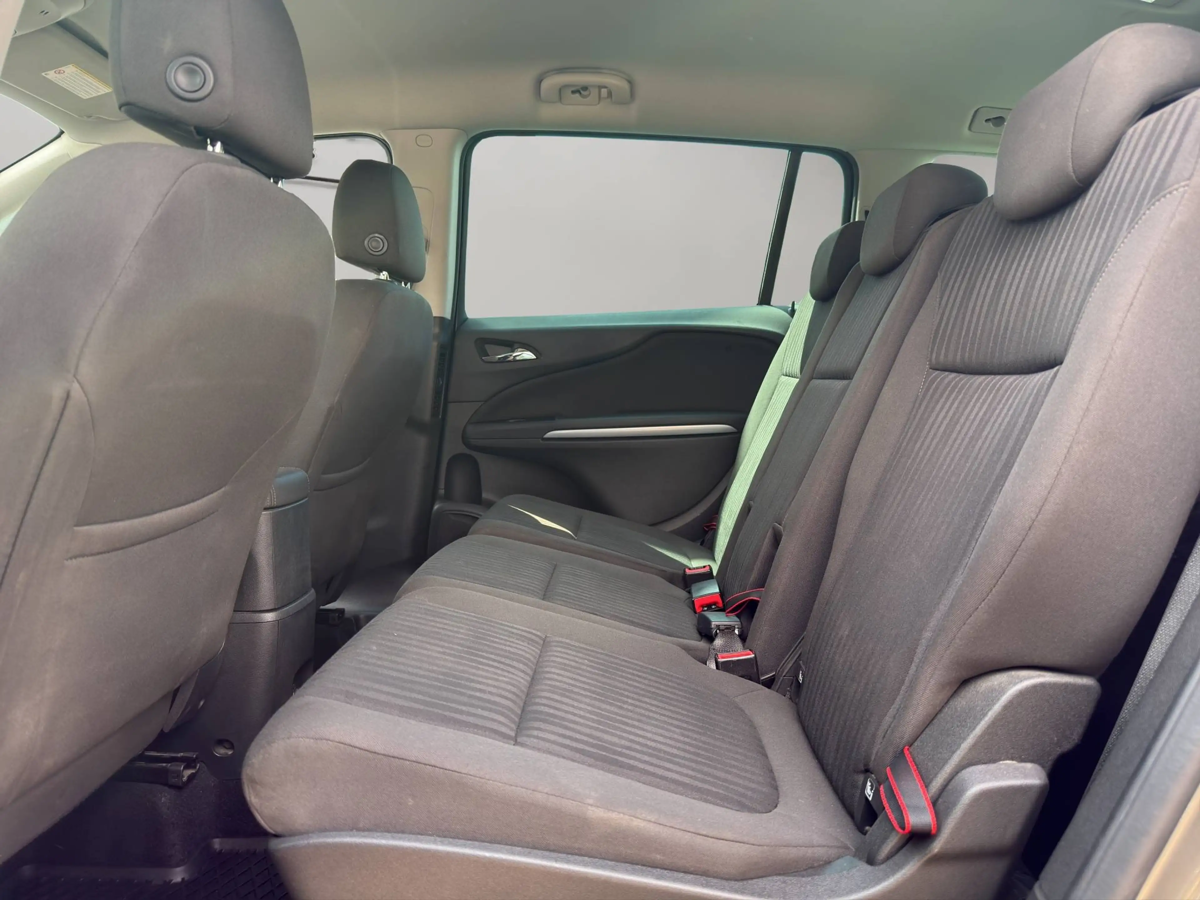 Opel Zafira Tourer 1.4 Turbo Edition-2Hand-Scheckheft-Navi-PDC — photo 13