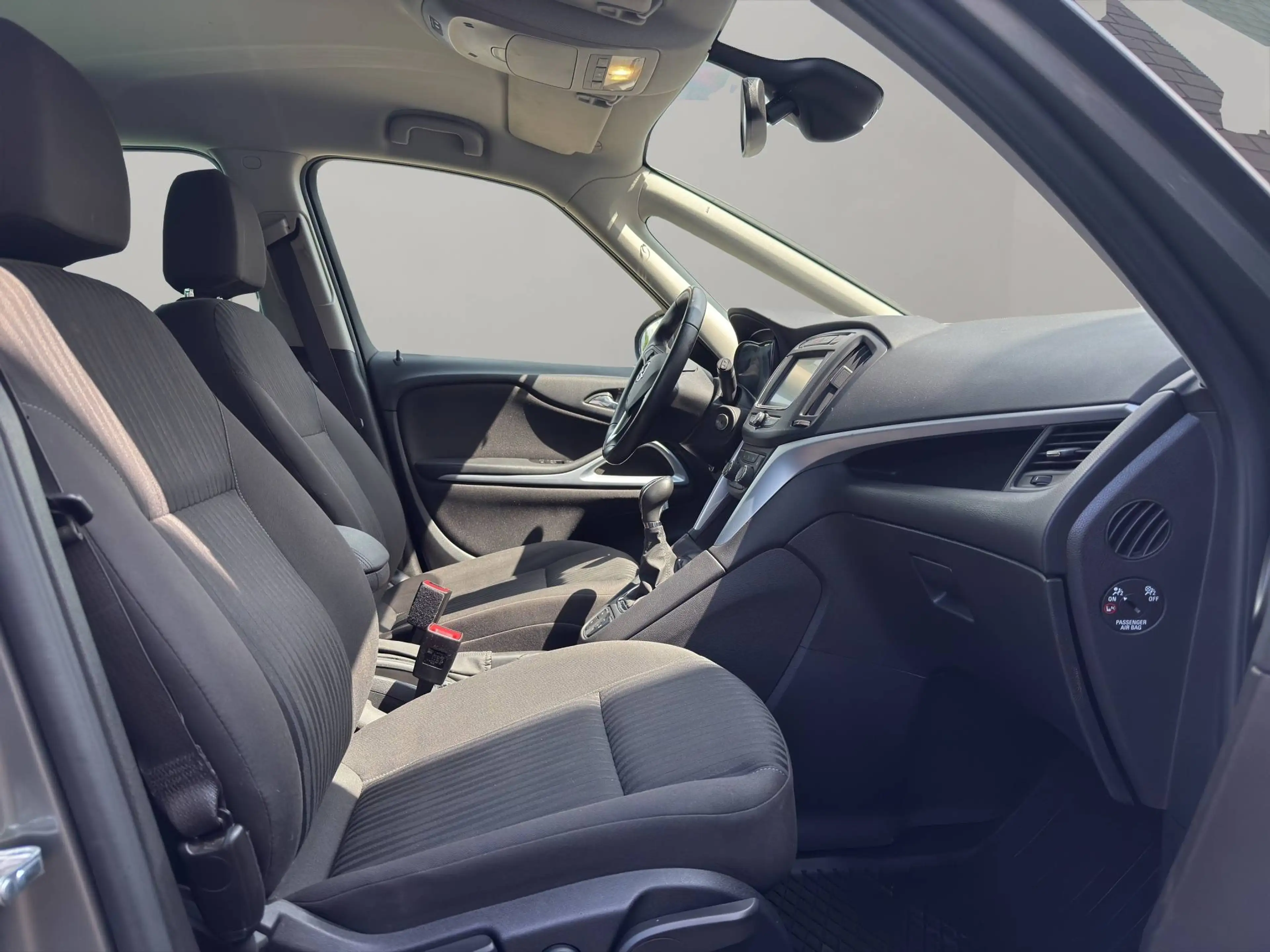 Opel Zafira Tourer 1.4 Turbo Edition-2Hand-Scheckheft-Navi-PDC — photo 12