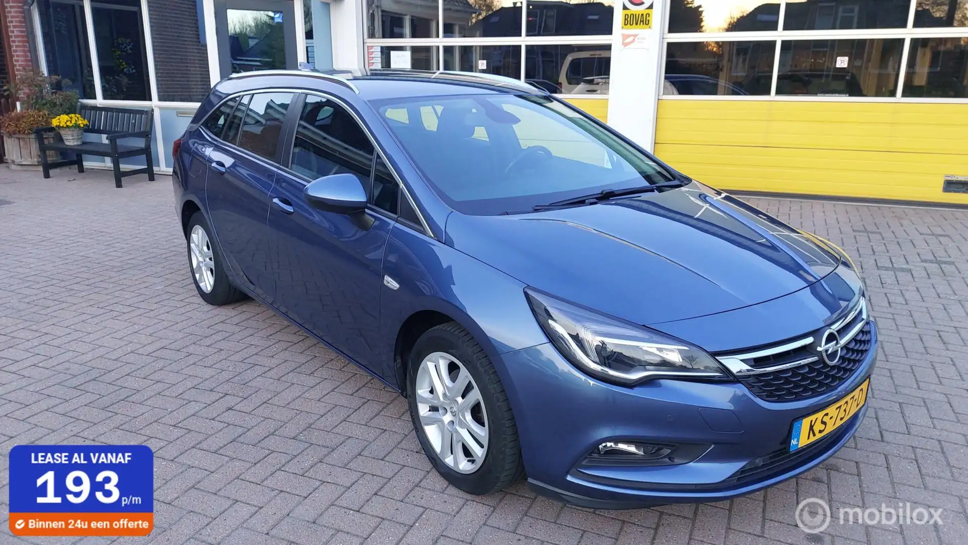 Opel Astra Sports Tourer 1.0 Business+ Bleu - 1
