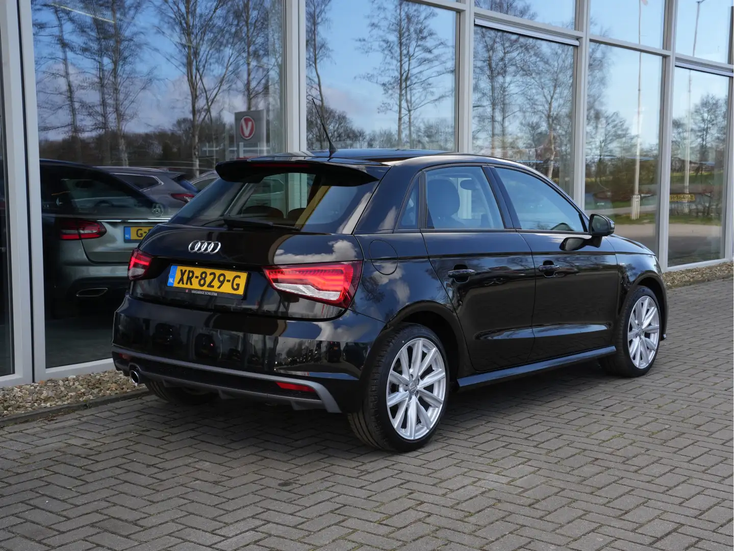 Audi A1 Sportback 1.0 TFSI Pro Line | S-line | 17 inch | C Noir - 2