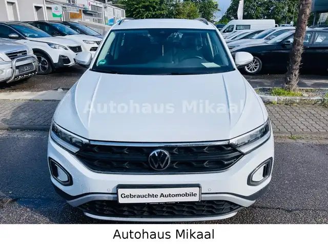 Volkswagen T-Roc view 6