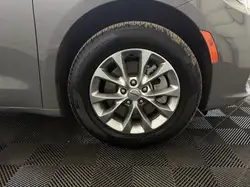 Chrysler Pacifica 2023
