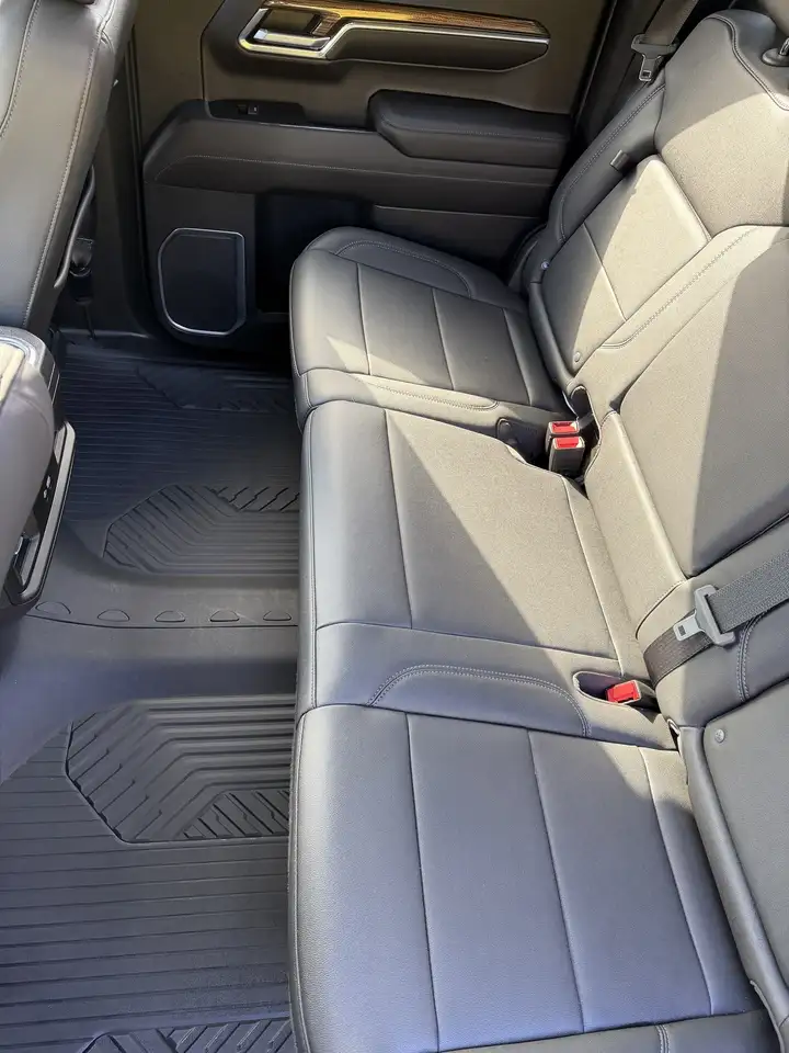 Chevrolet Silverado 1500 снимка Chevrolet Silverado 1500