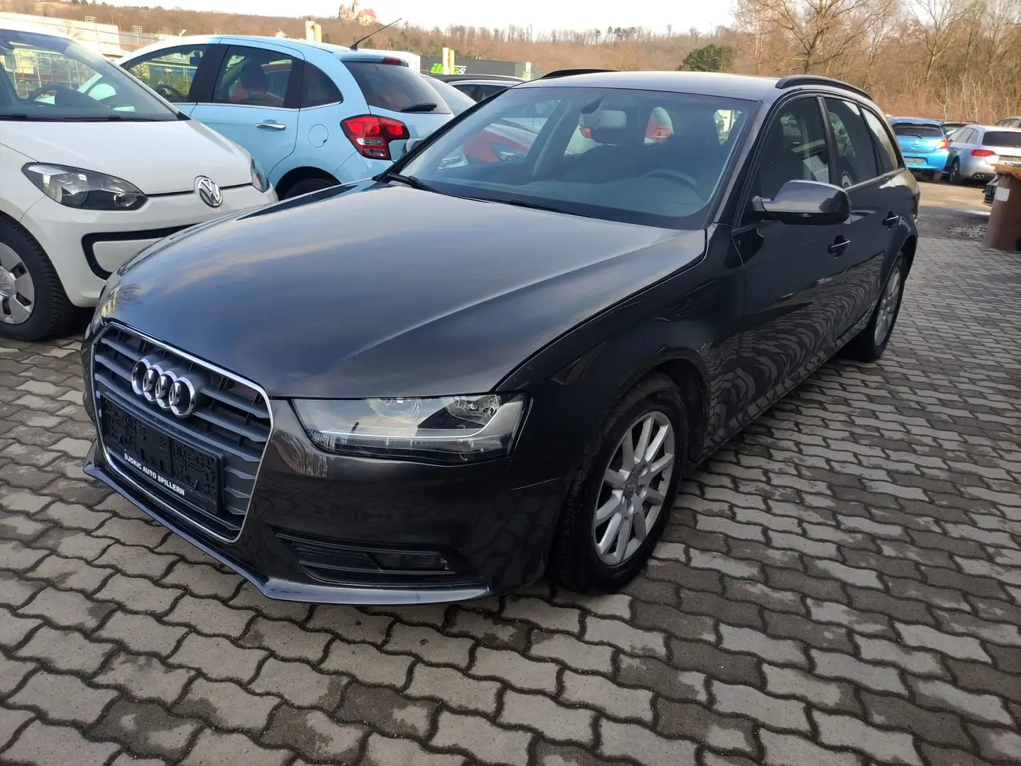 Audi A4 A4 Avant 2,0 TDI DPF Grau - 2