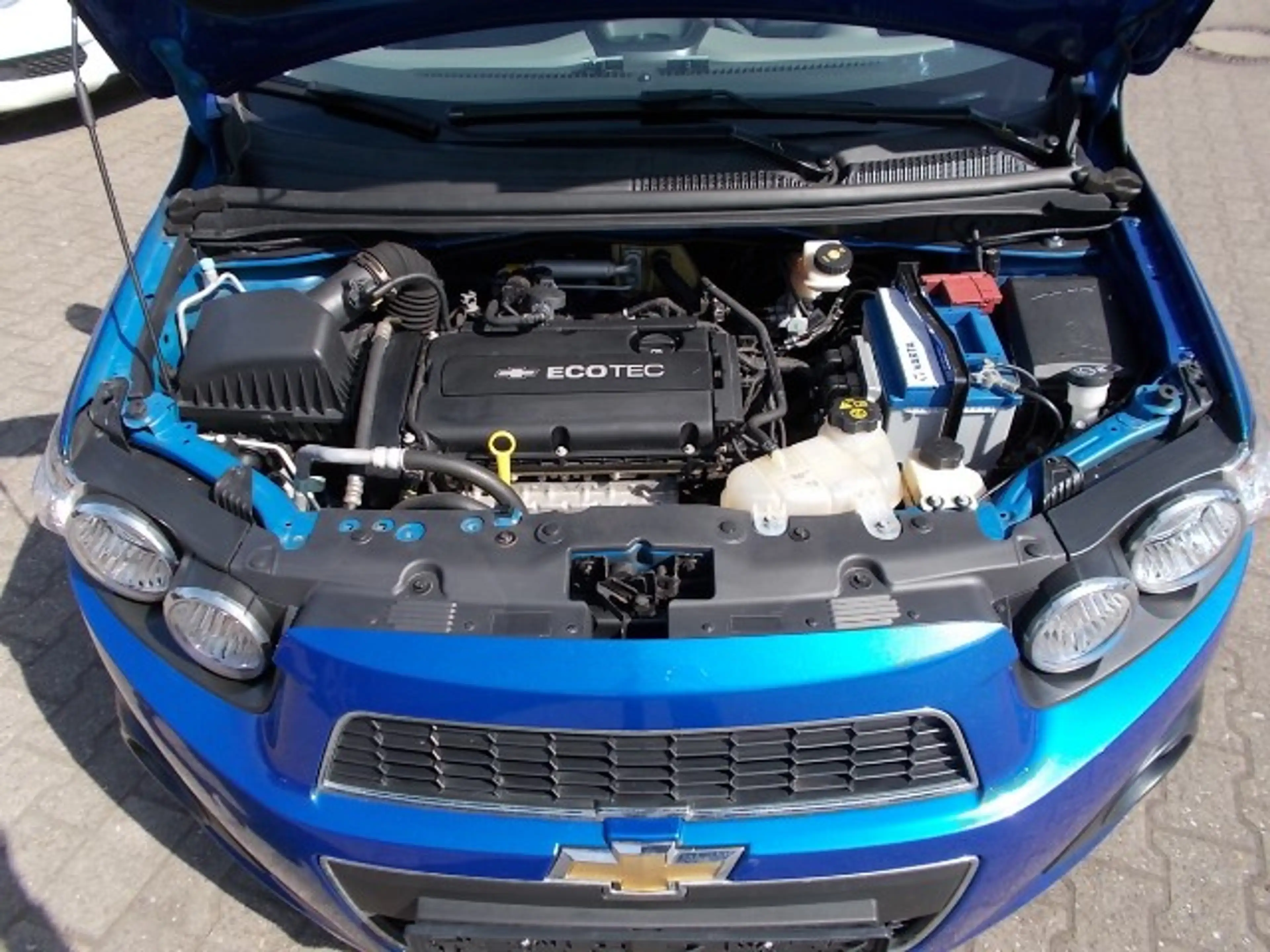 Chevrolet Aveo LTZ 1.6, Klima SHZ PDC Alu Allwetter — photo 10