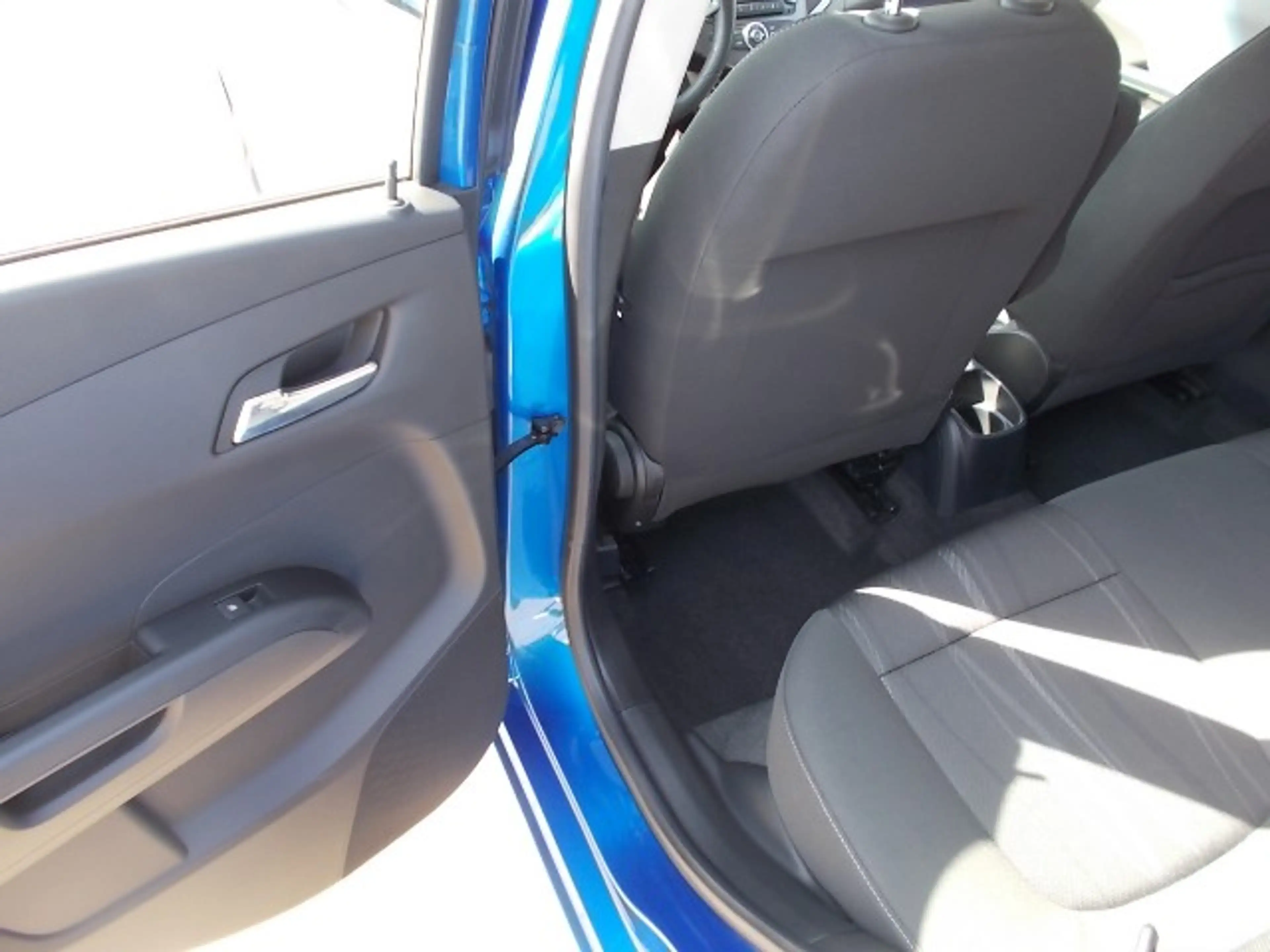 Chevrolet Aveo LTZ 1.6, Klima SHZ PDC Alu Allwetter — photo 14