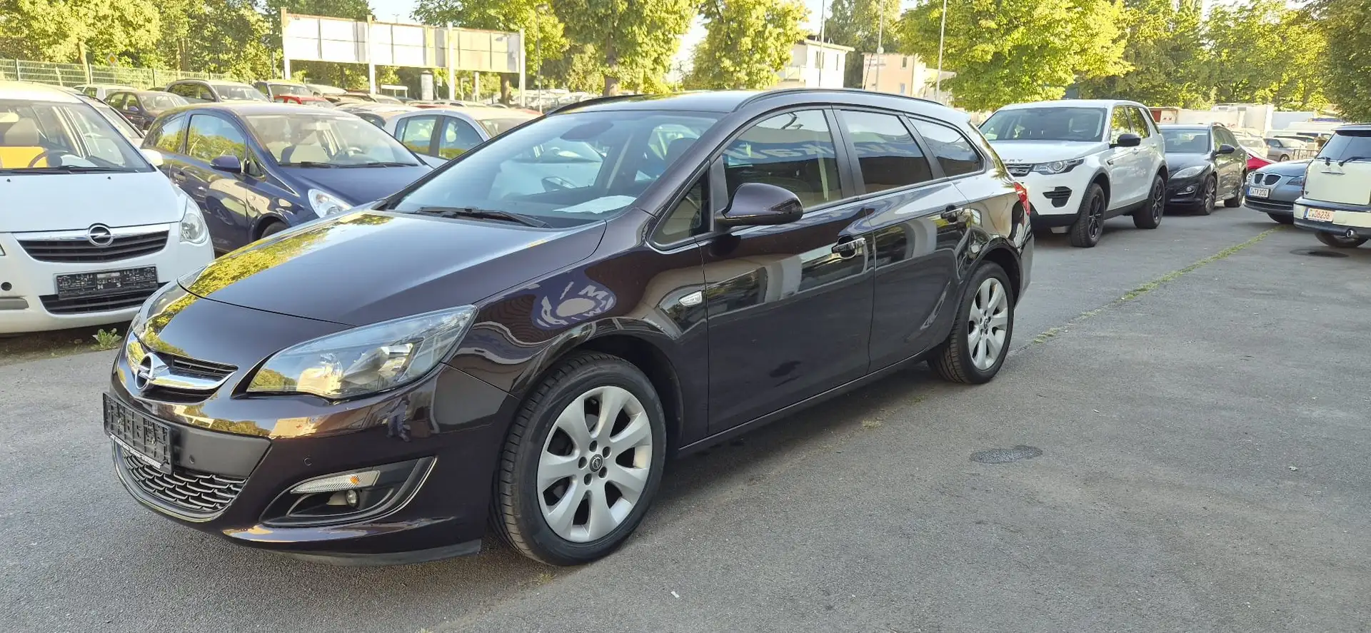 Opel Astra 1.4 Turbo Sports Tourer Style Paars - 1