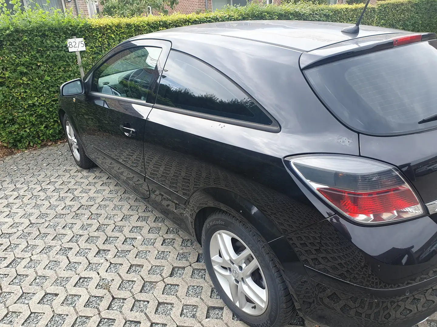 Opel Astra Astra GTC 1.6 Noir - 2