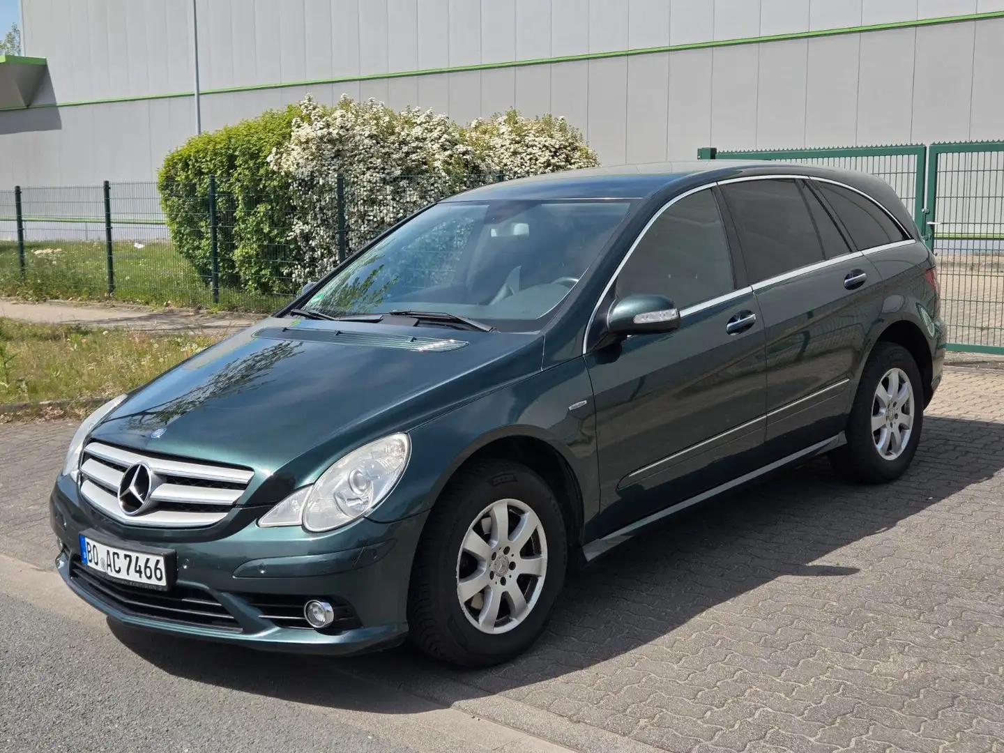 Mercedes-Benz R 280 AMG CDI*AHK*PDC*LEDER*TÜVNEU*ALLWETTER Grün - 1