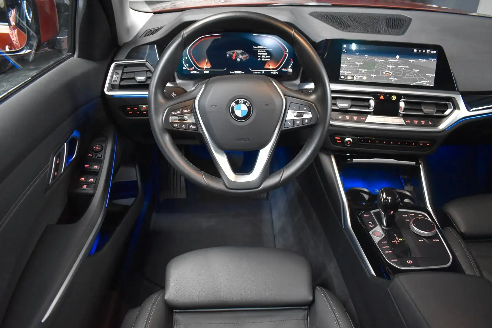 BMW 330 i Lim. SPORT LINE*GLASDACH*KEYLESS*LED*NAVI Naranja - 2