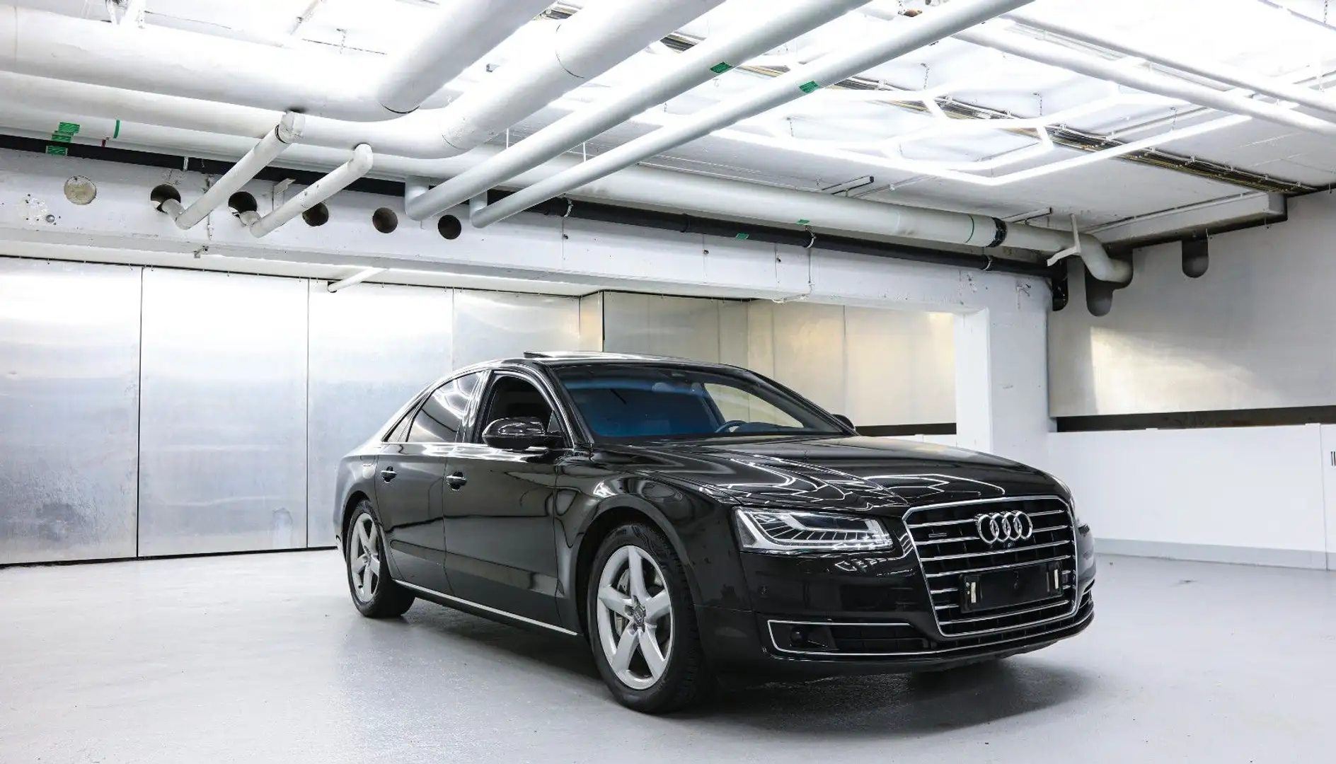 Audi A8 4.2 TDI quattro Head up Matrix Voll Schwarz - 1