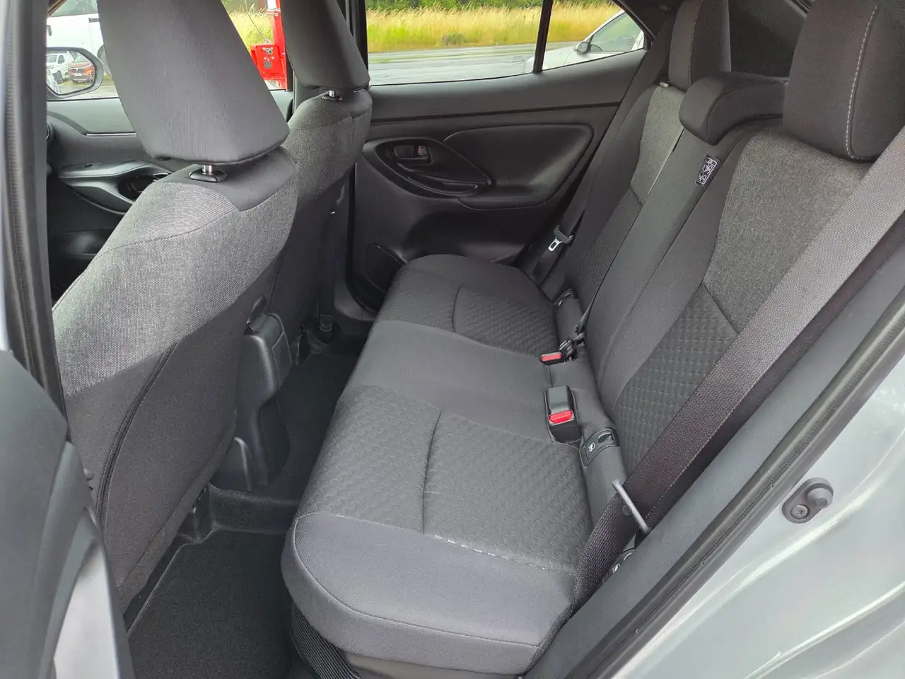 Toyota Yaris Cross 1.5 E FWD Teamplayer ACC+LED+Navi+LM 9