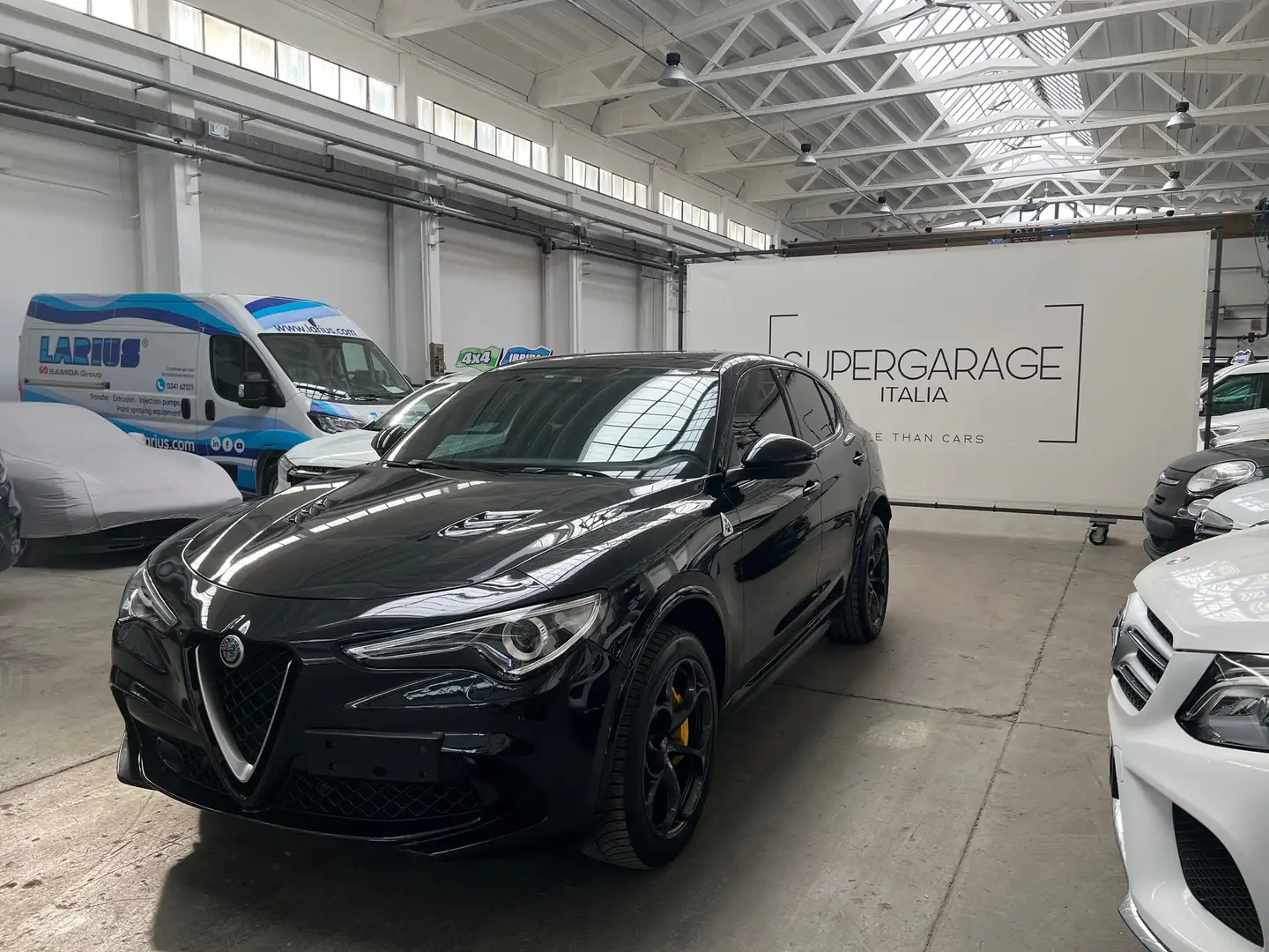 Alfa Romeo Stelvio 2.9 Bi-Turbo V6 510 CV AT8 Quadrifoglio Verde Nero - 1