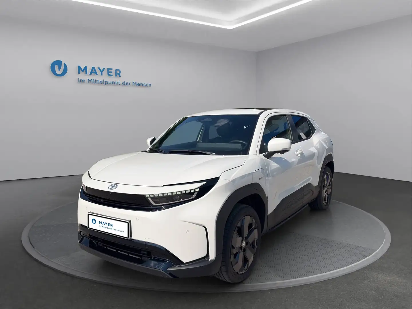 Toyota Urban Cruiser Urban Cruiser 61kWh AWD Lounge Weiß - 1