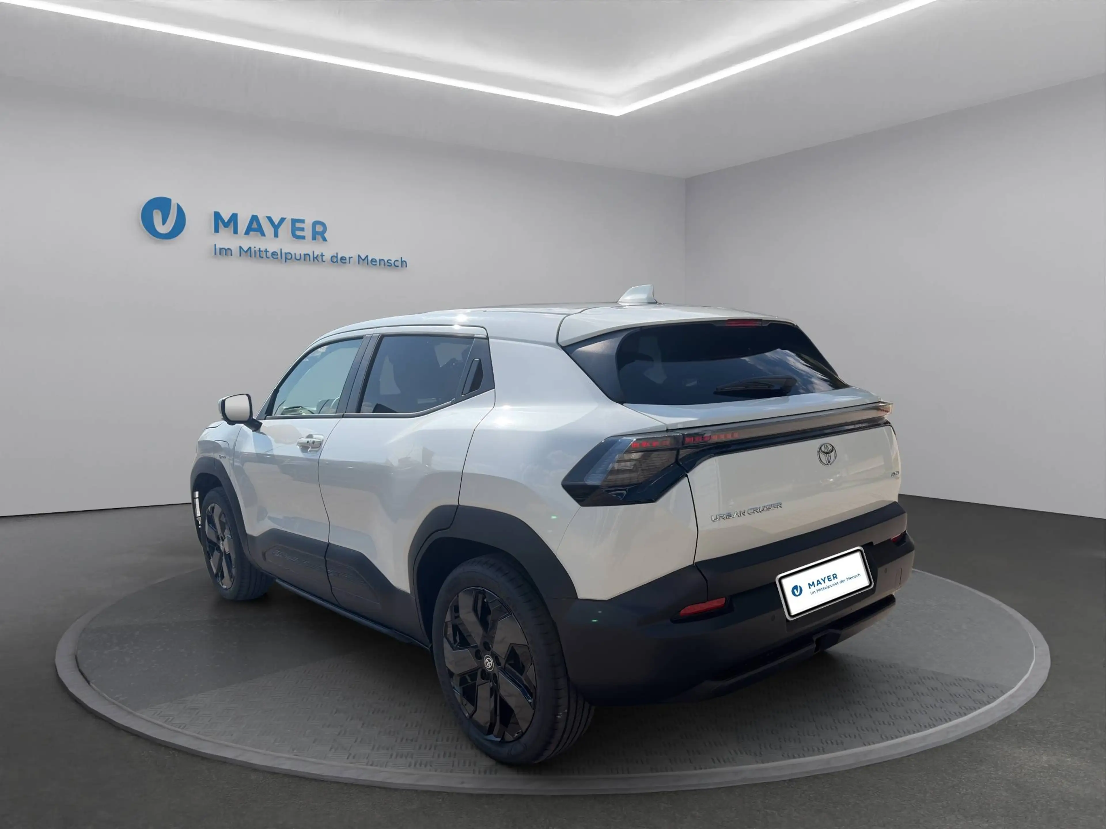 Toyota Urban Cruiser Urban Cruiser 61kWh AWD Lounge — photo 8
