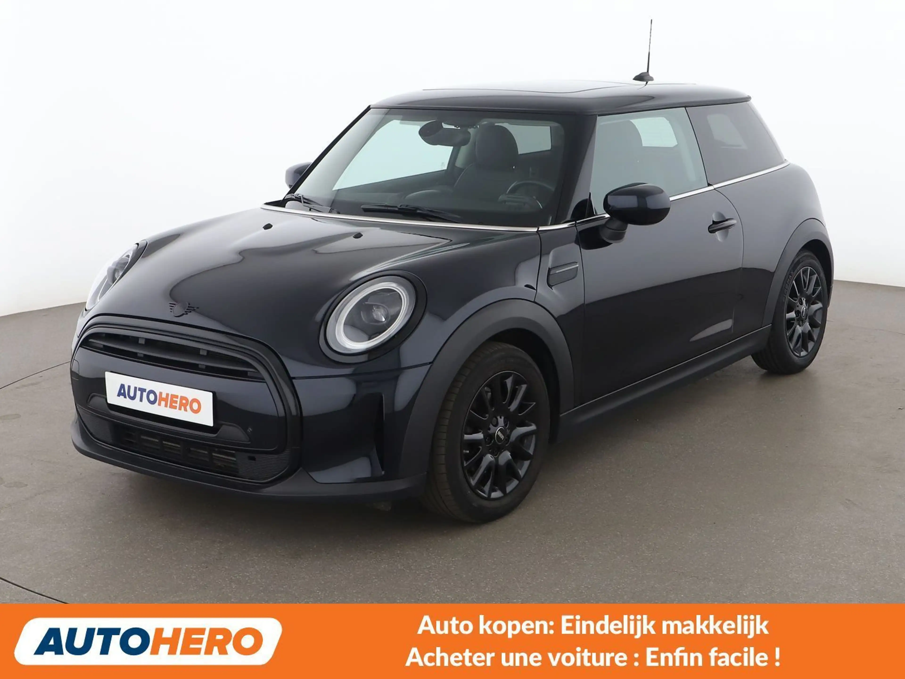 MINI One One John Cooper Works Trim