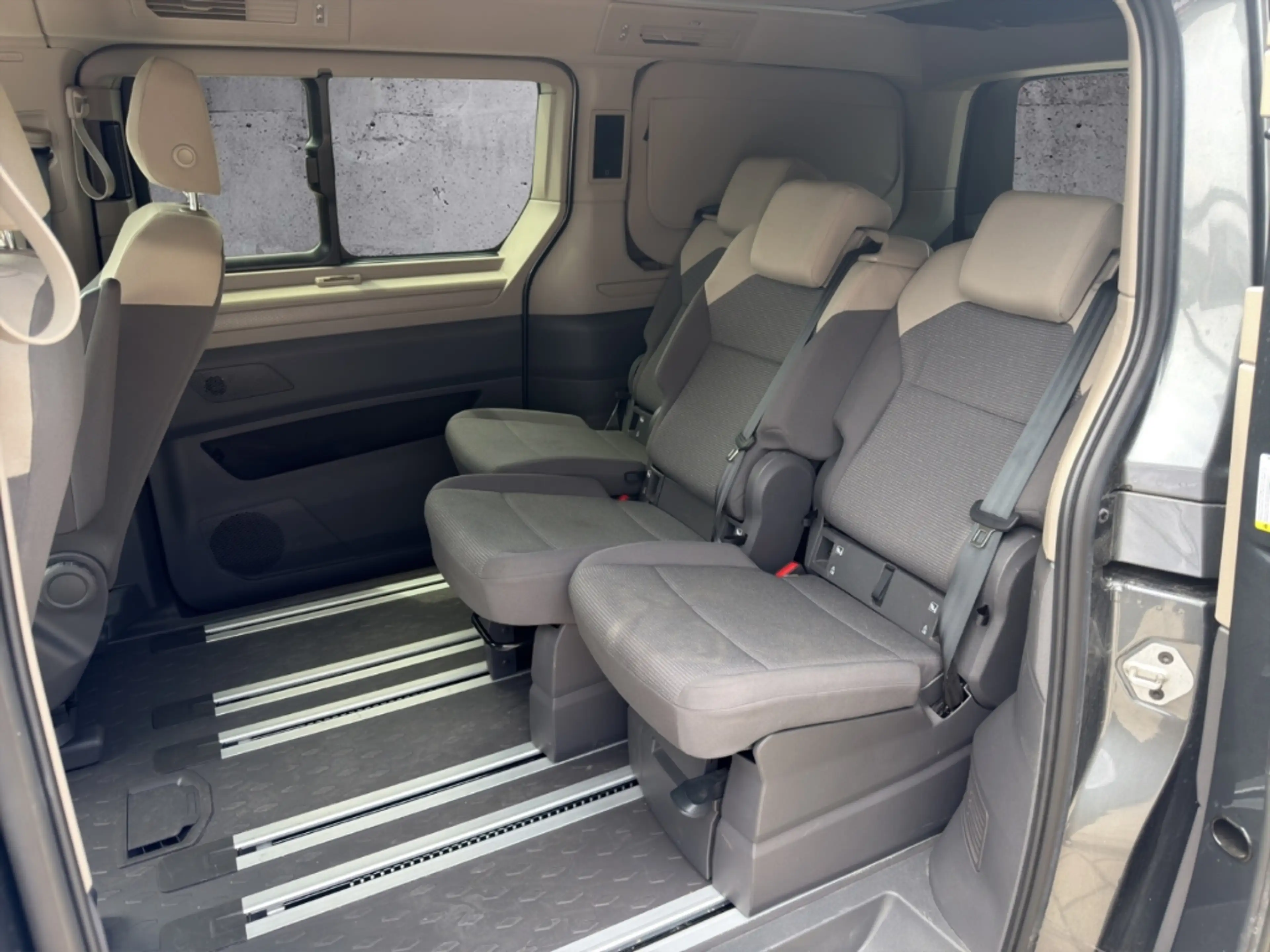 Volkswagen T7 California 2.0 TDI DSG Beach Tour STANDH LED KAMERA AHK AUFST — photo 12