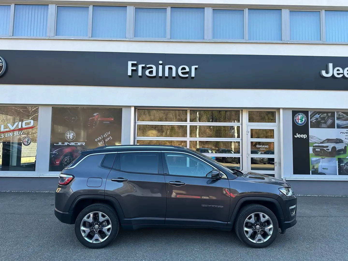 Jeep Compass Limited 2,0 AWD 9AT 140PS Grau - 1