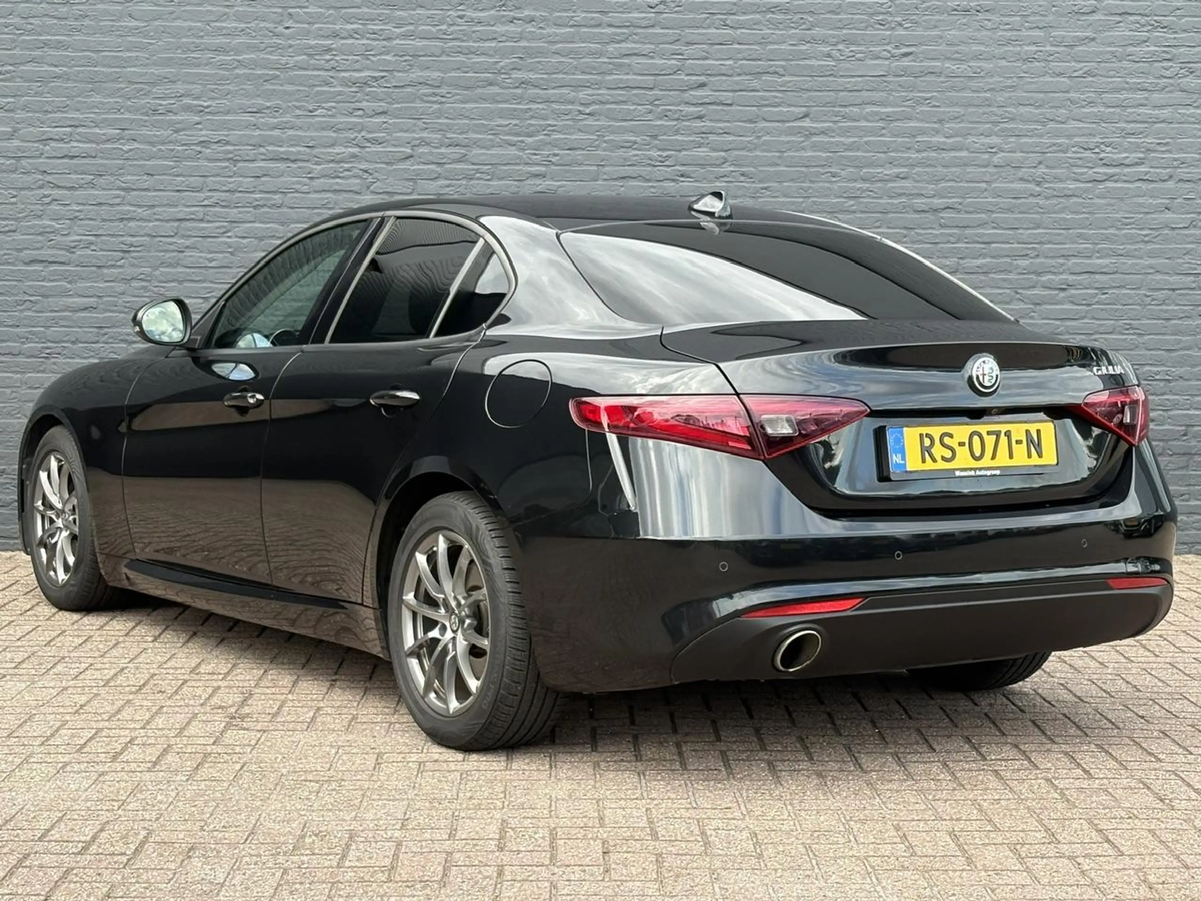 Alfa Romeo Giulia 2.0T Super | Dealer Onderhouden | All Season Bande — photo 8