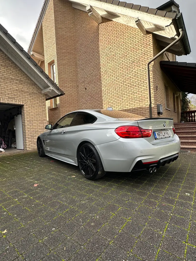 BMW 428 428i Coupe Aut. Luxury Line Silber - 1