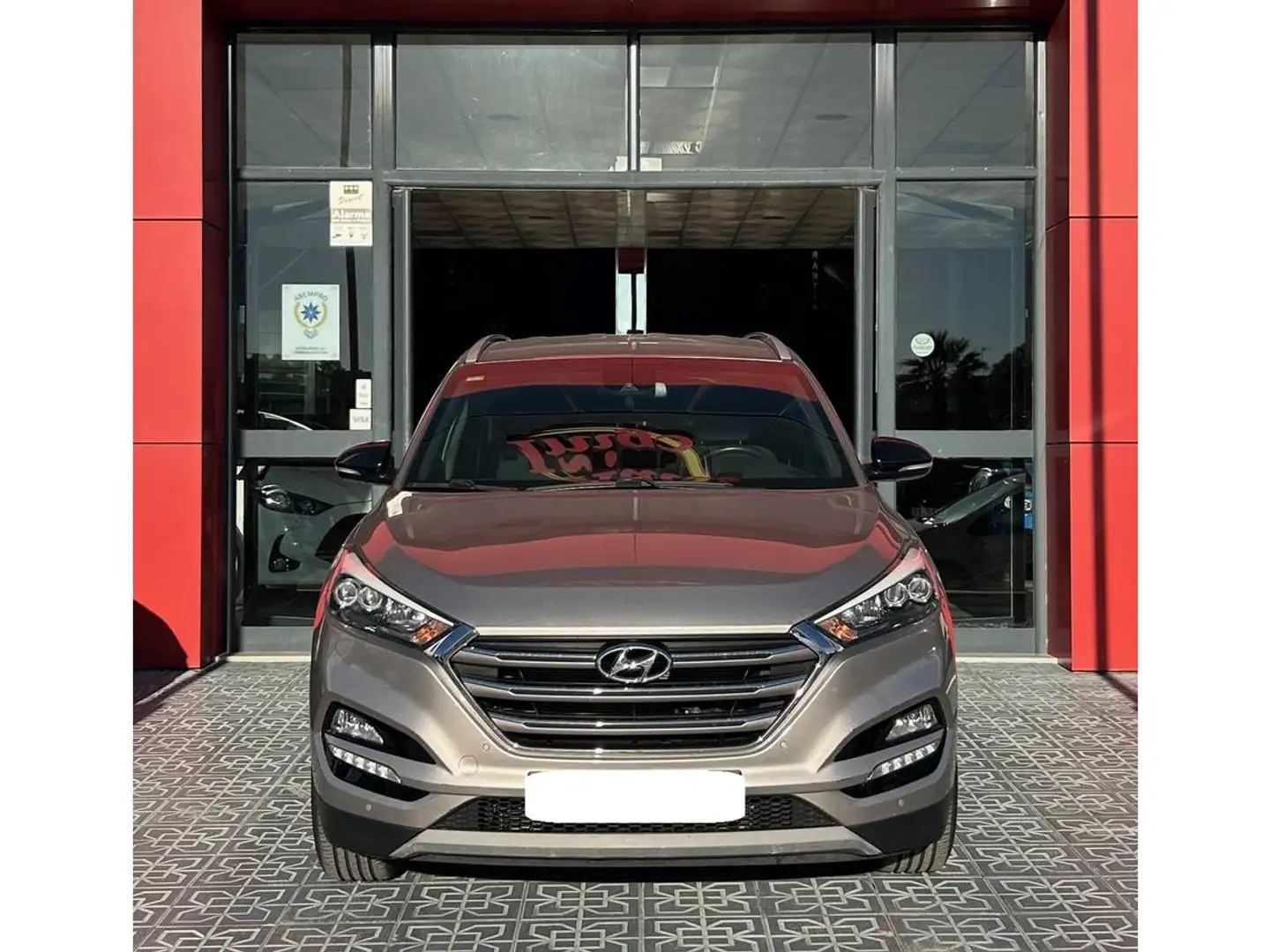 Hyundai TUCSON 1.6 GDI BD Klass 4x2 131 Gris - 2