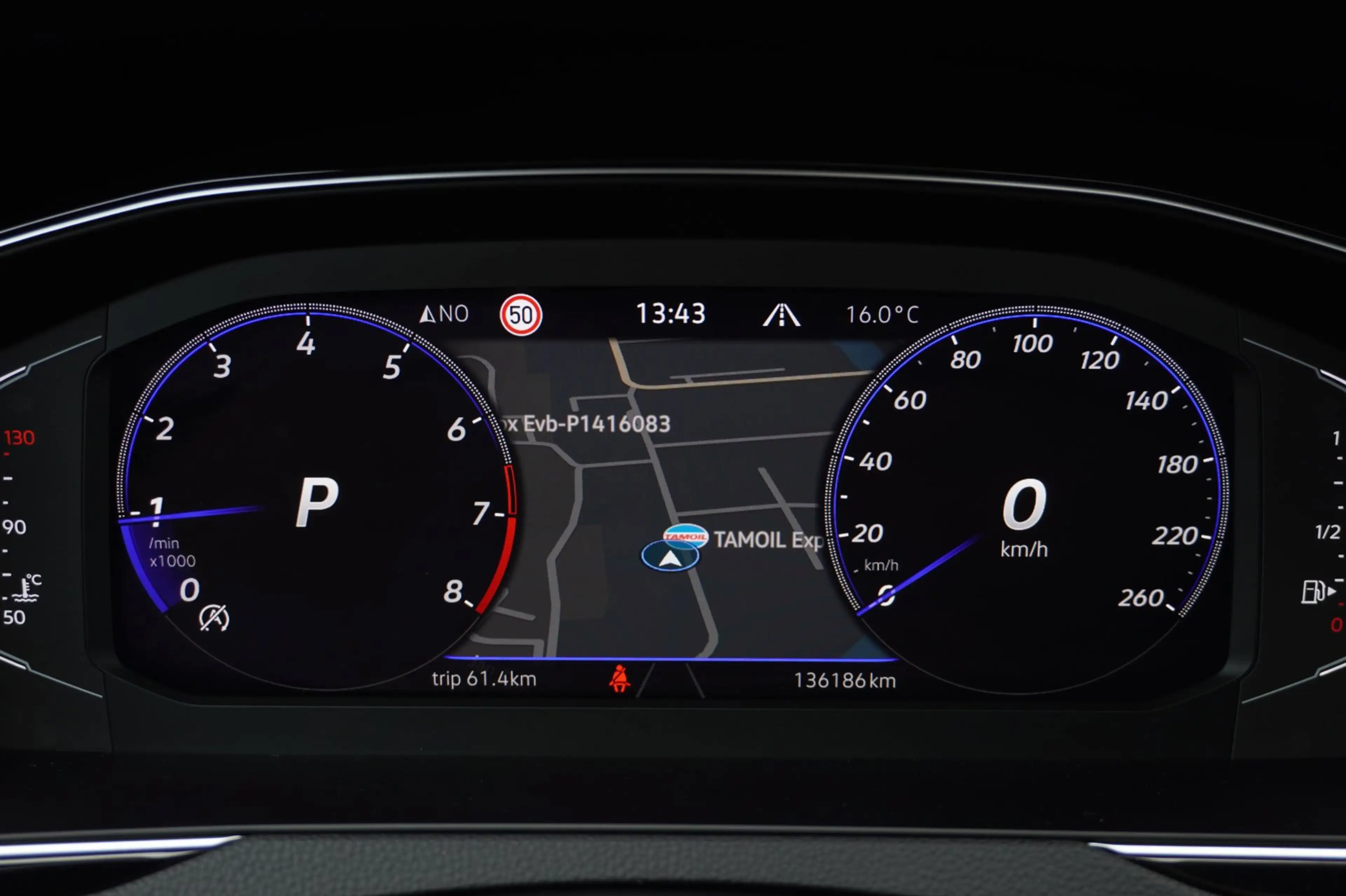 Volkswagen Passat Variant 1.5 TSI R-Line Business + Panodak | Carplay | Auto — photo 26