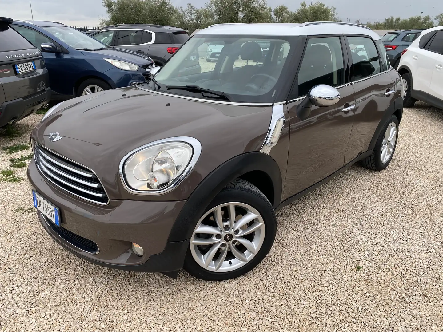 MINI Cooper D Countryman Mini Countryman R60 2.0 auto Bruin - 1