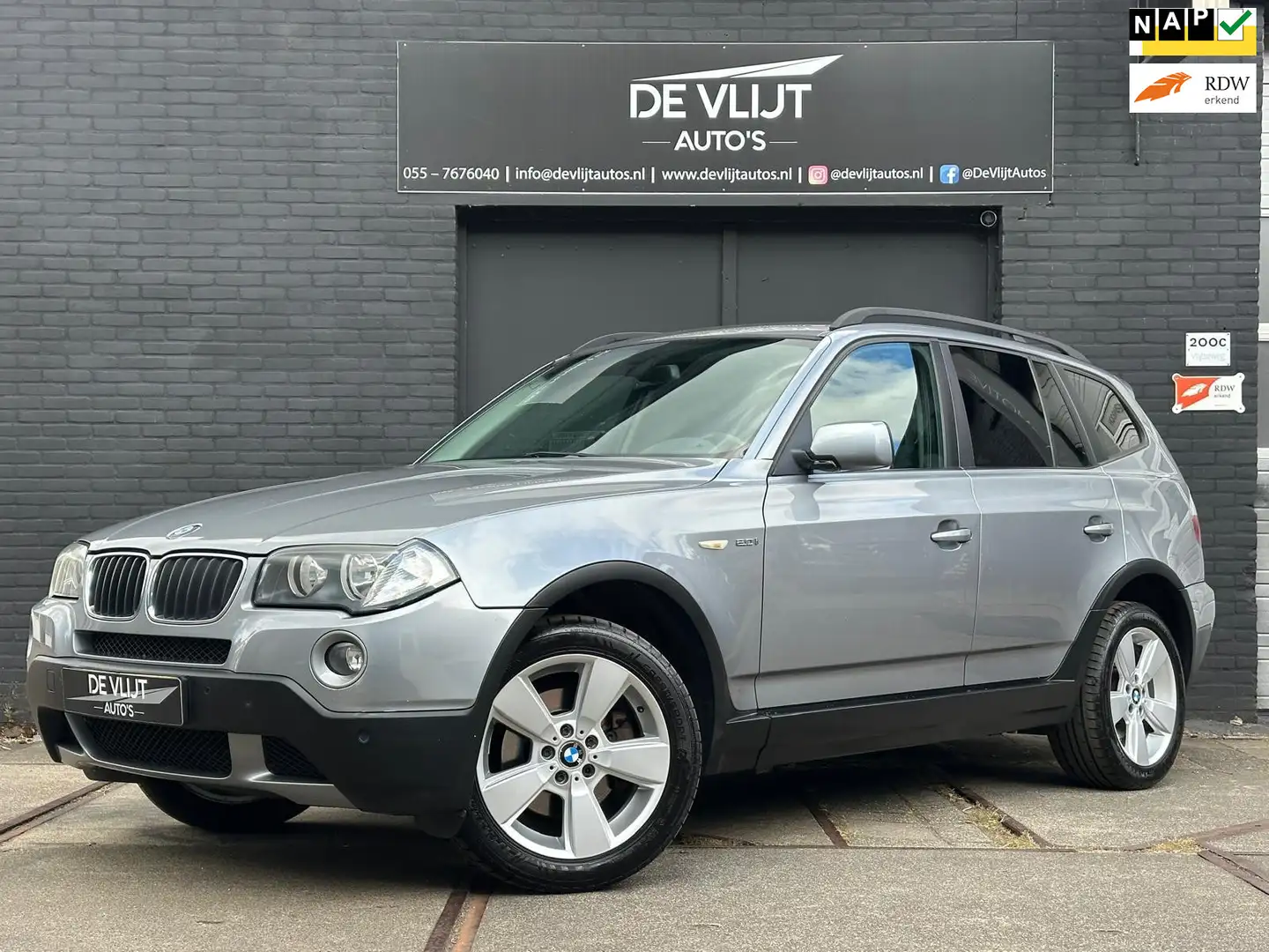 BMW X3 2.0i 150PK | Navi | Cruise Control | Climate Contr Gris - 1