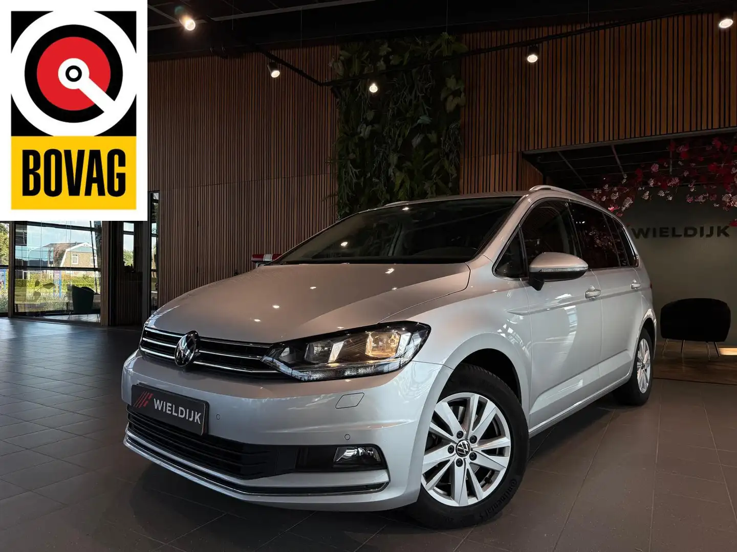 Volkswagen Touran 1.5 TSI Highline 7p Grau - 1
