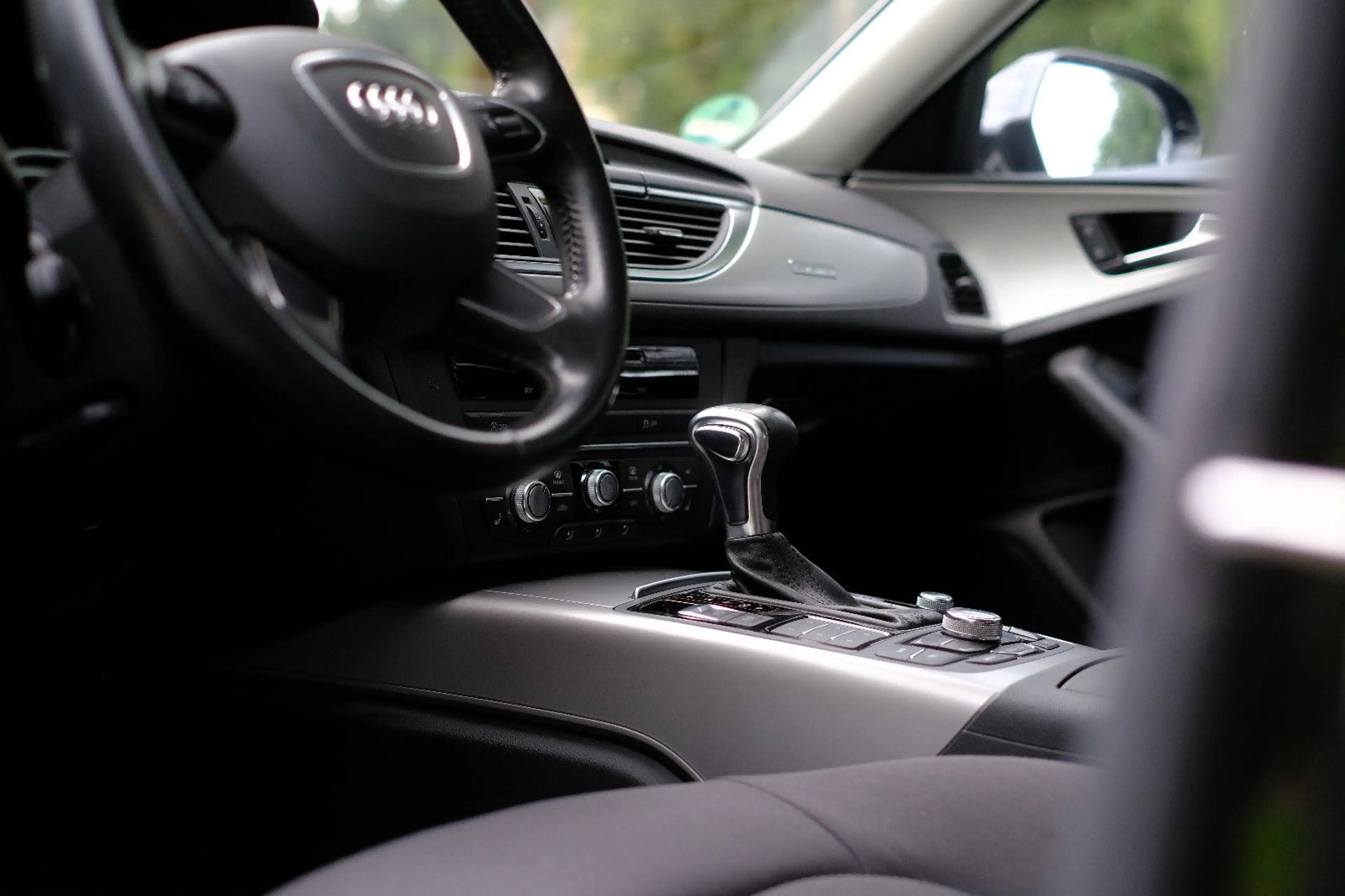 Audi A6 3.0TDI quattro S tronic Avant 1.Hand DAB LED — photo 14