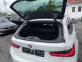 BMW 330 i Touring*M SPORT*WIDESCREEN*19 ZOLL*AHK*ACC*H+K Weiß - thumbnail 17