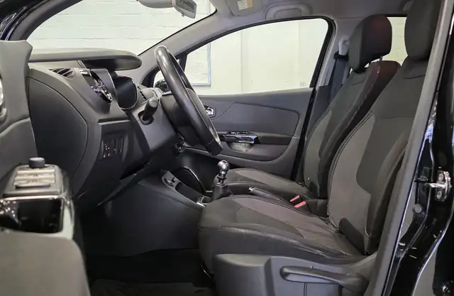 Renault Captur view 10