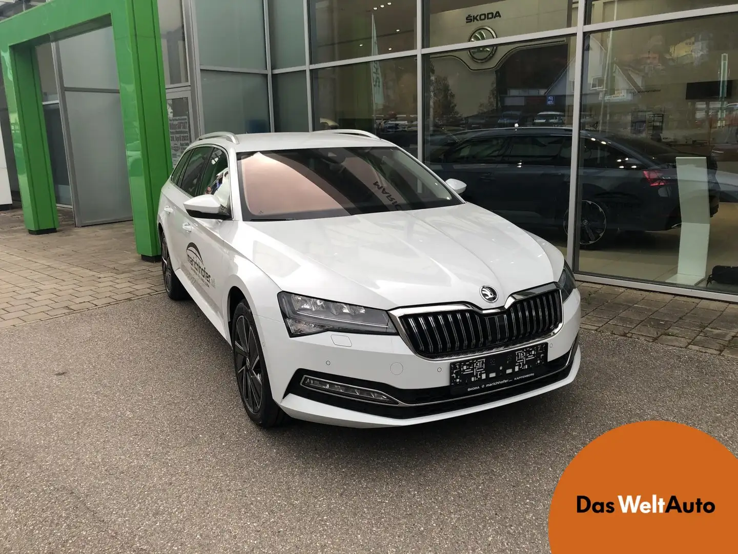 Skoda Superb Style TDI DSG Weiß - 1