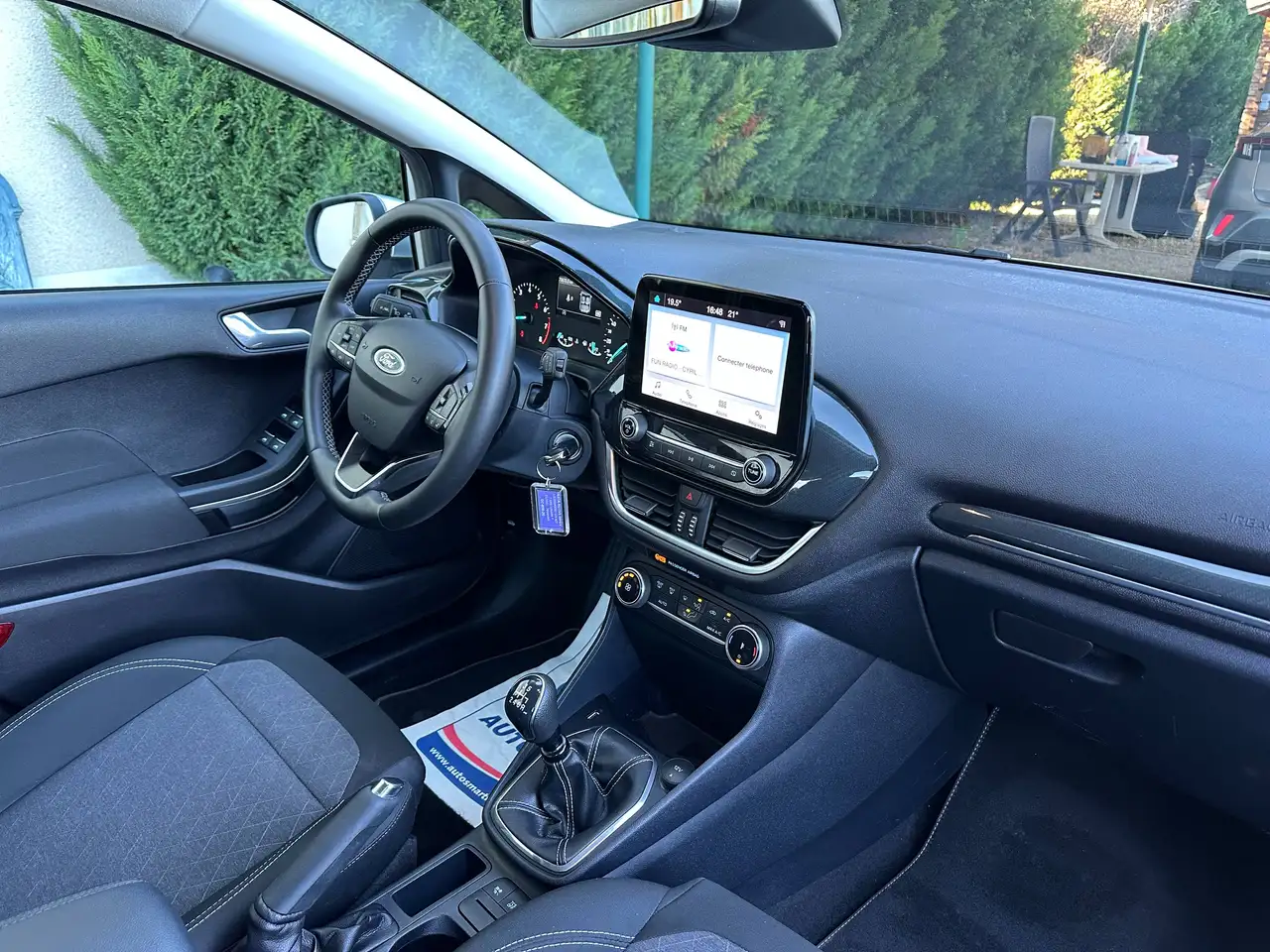 Ford Fiesta Active — photo 18